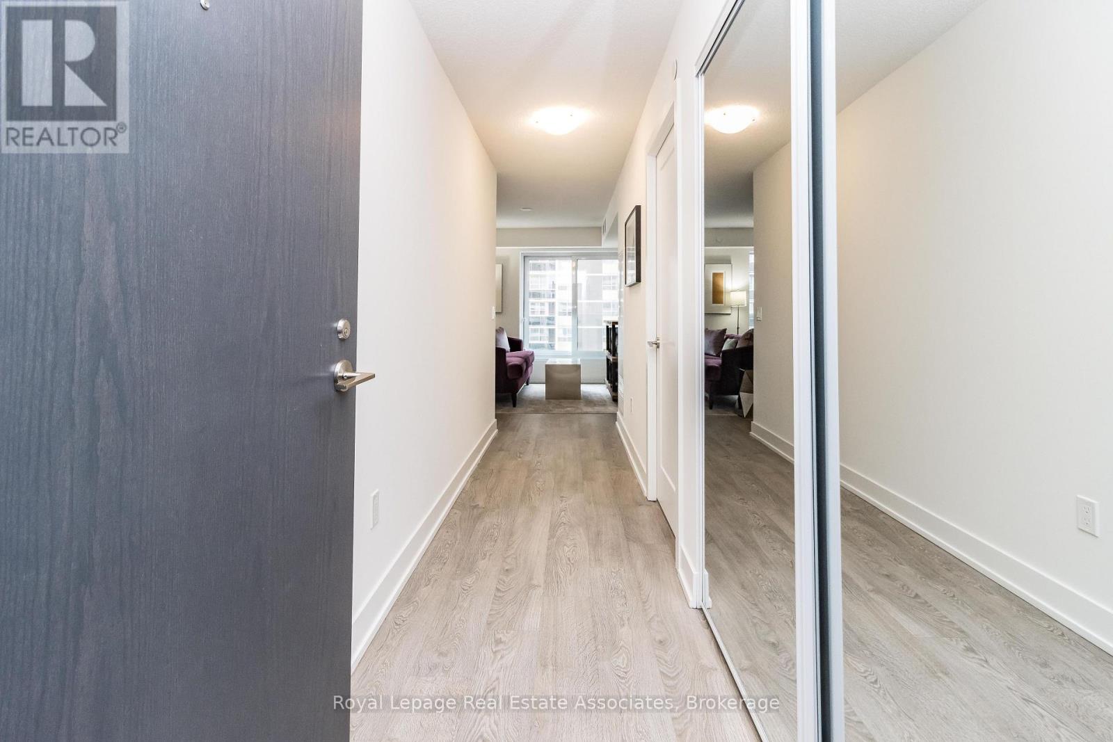 1325 - 9 Mabelle Avenue, Toronto, Ontario  M9A 0E1 - Photo 14 - W13163938