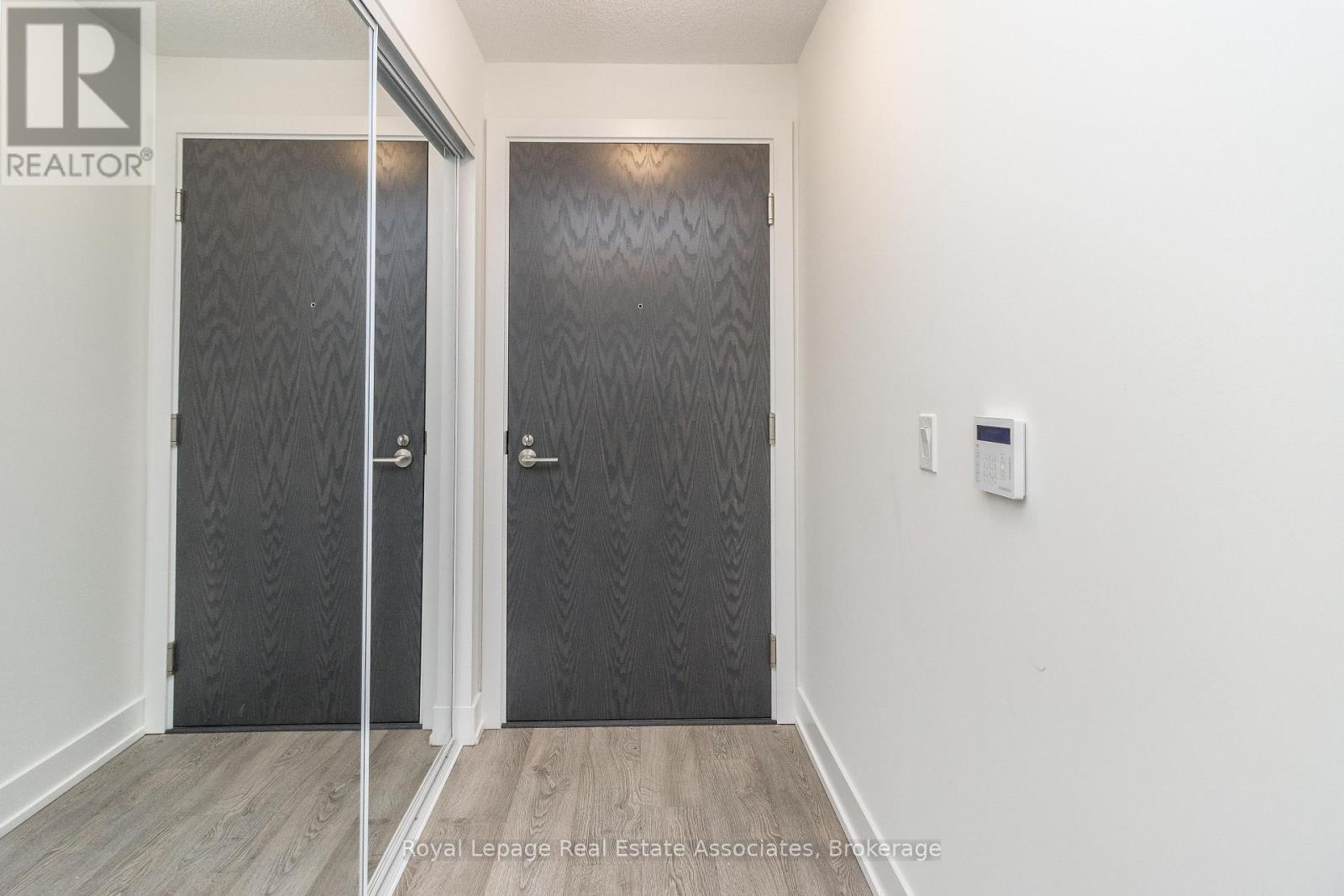 1325 - 9 Mabelle Avenue, Toronto, Ontario  M9A 0E1 - Photo 15 - W13163938