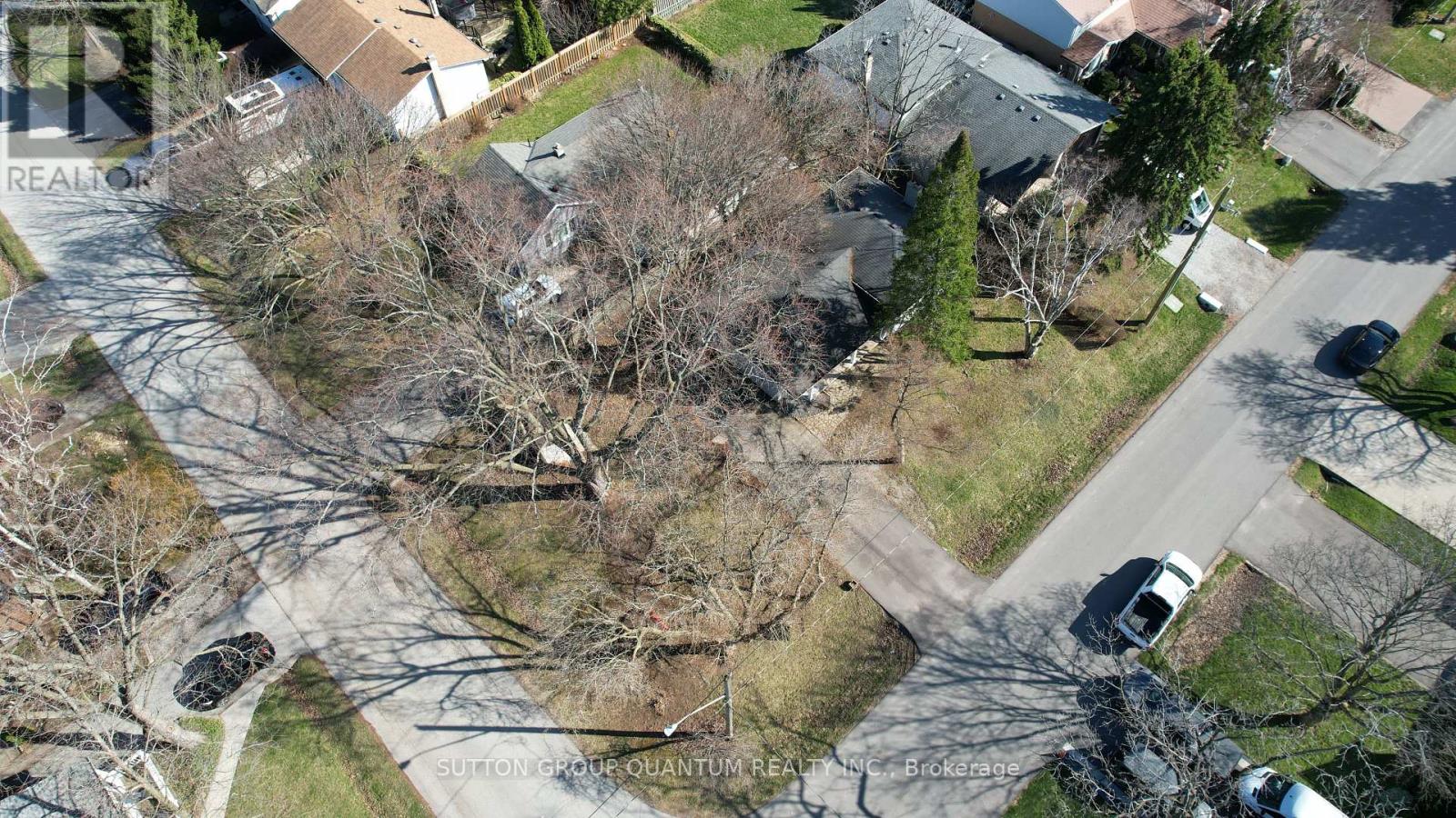 3118 Victoria Street, Oakville, Ontario  L6L 1K2 - Photo 4 - W13163982