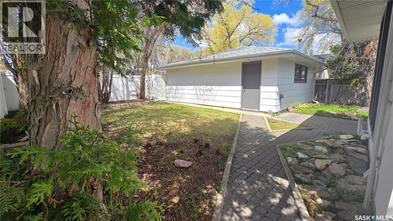 1502 Early Drive, Saskatoon, Saskatchewan  S7H 3K2 - Photo 26 - SK036832