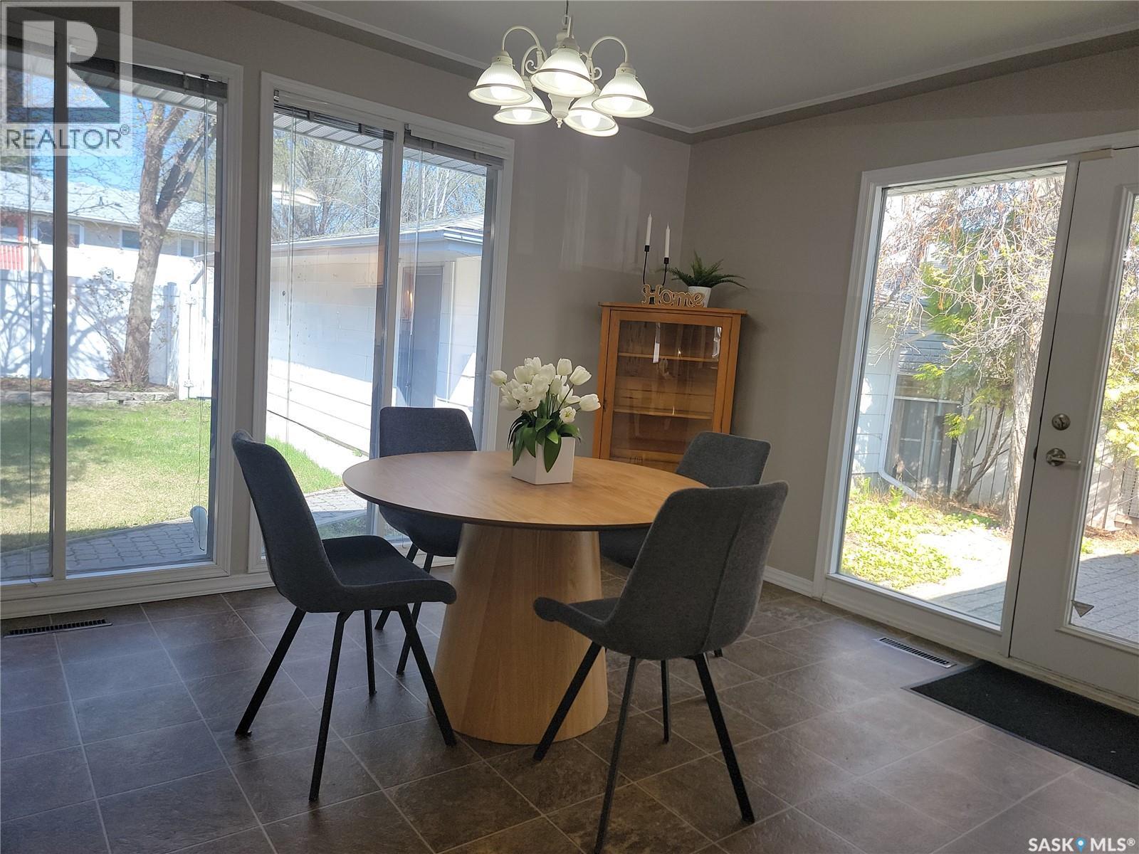 1502 Early Drive, Saskatoon, Saskatchewan  S7H 3K2 - Photo 3 - SK036832