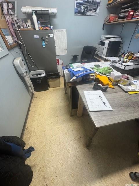 300 Frontage Street, Cut Knife, Saskatchewan  S0M 0N0 - Photo 3 - SK036753