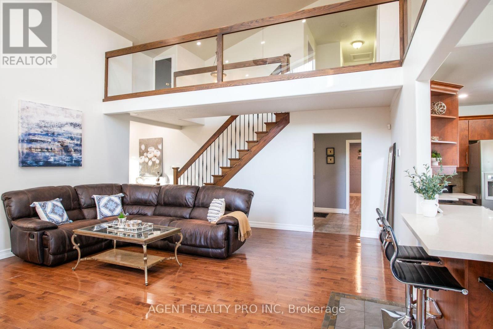 6571 Carroll Drive, Southwest Middlesex, Ontario  N0L 1T0 - Photo 19 - X13164150