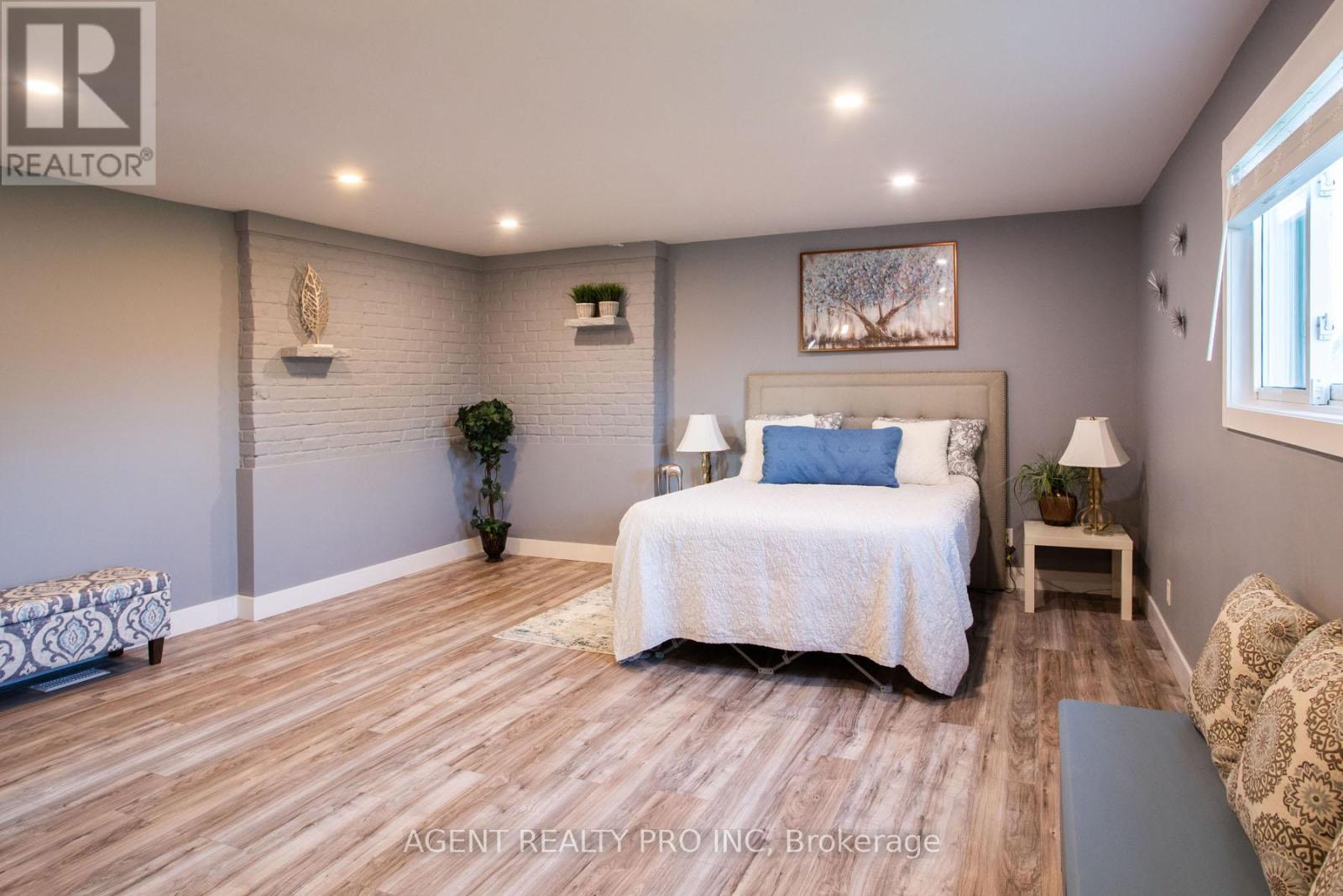 6571 Carroll Drive, Southwest Middlesex, Ontario  N0L 1T0 - Photo 27 - X13164150