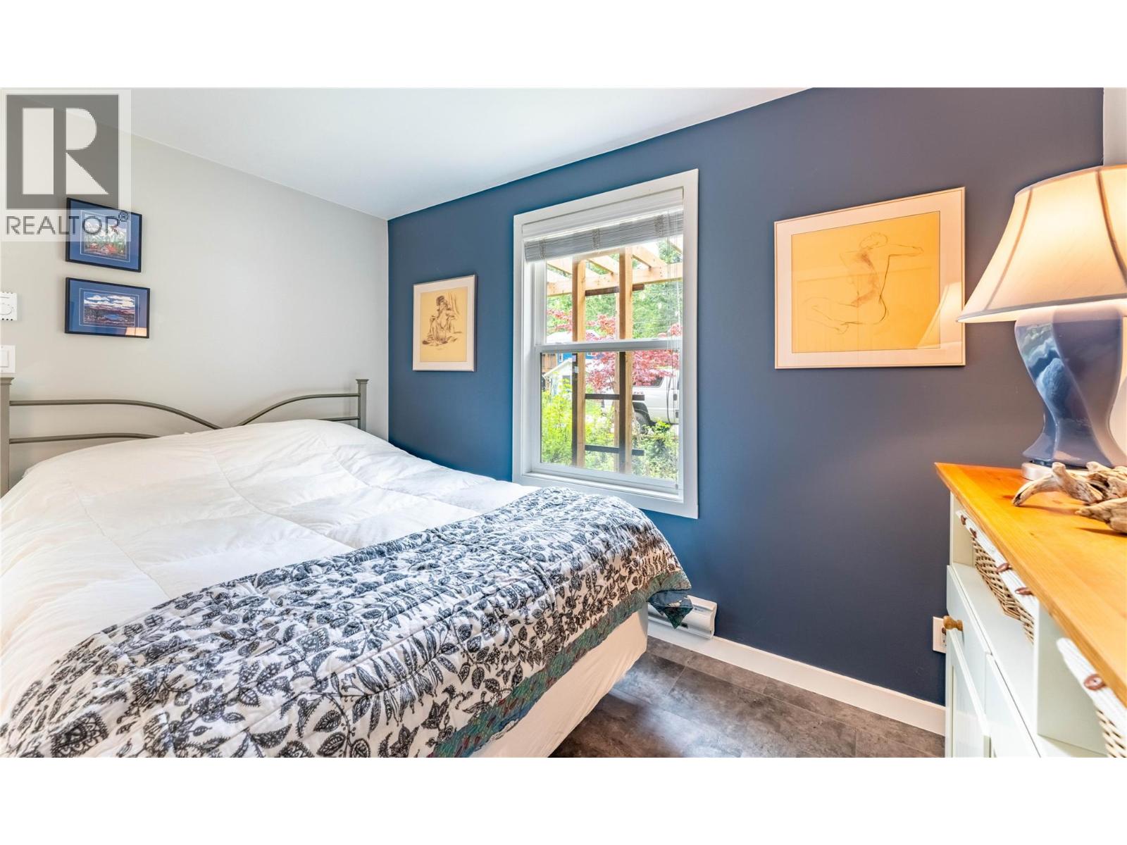 1506 Campbell Avenue, Riondel, British Columbia  V0B 2B0 - Photo 8 - 10386942