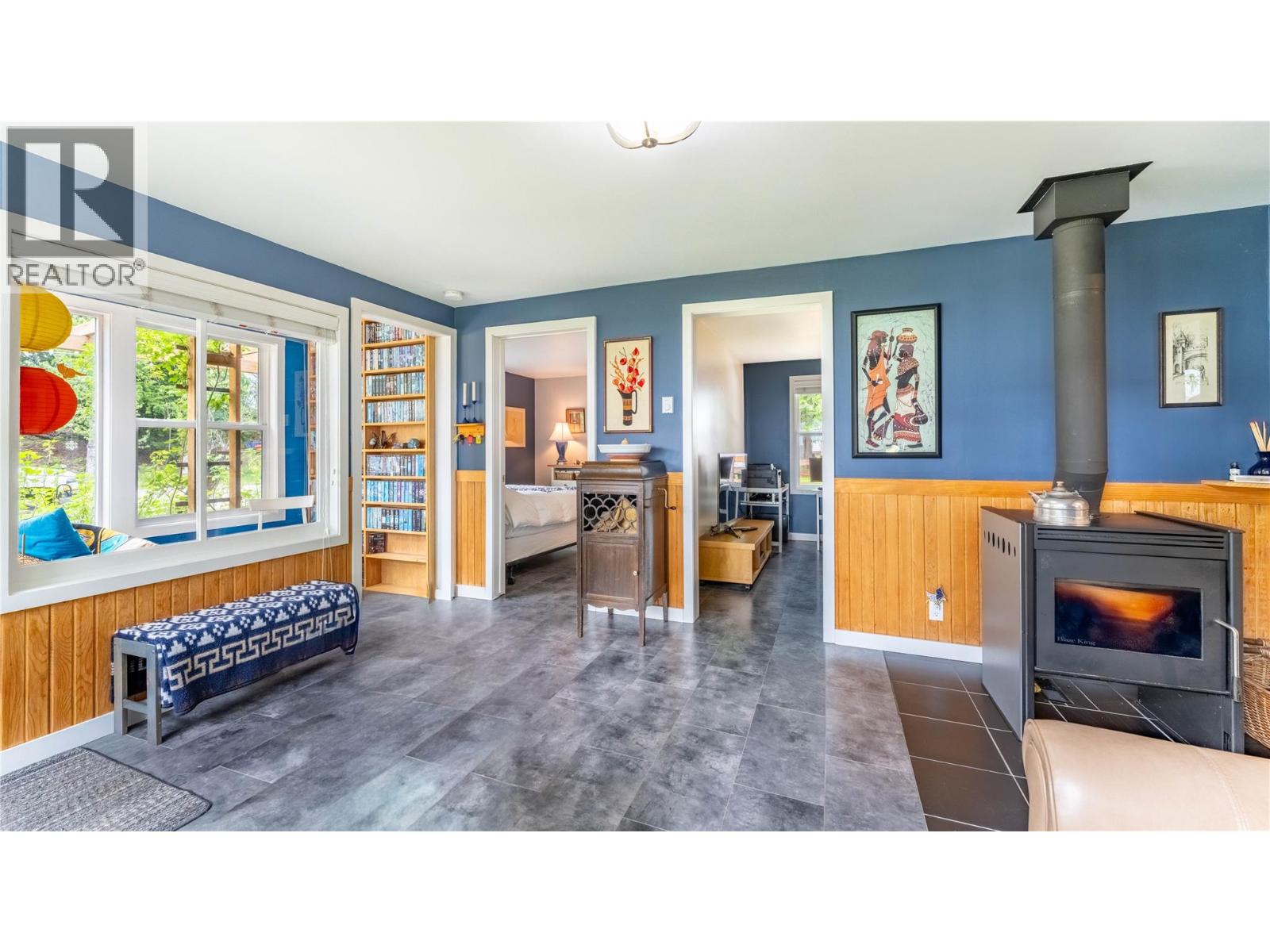 1506 Campbell Avenue, Riondel, British Columbia  V0B 2B0 - Photo 9 - 10386942