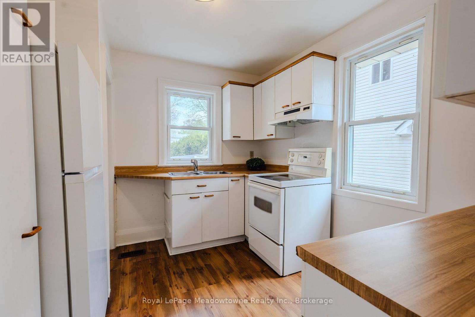 21 Elgin Street N, Cambridge, Ontario  N1R 5G8 - Photo 11 - X13164062