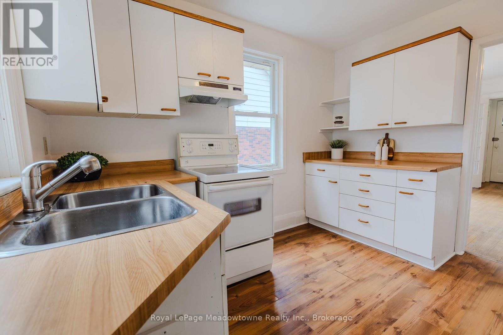 21 Elgin Street N, Cambridge, Ontario  N1R 5G8 - Photo 14 - X13164062