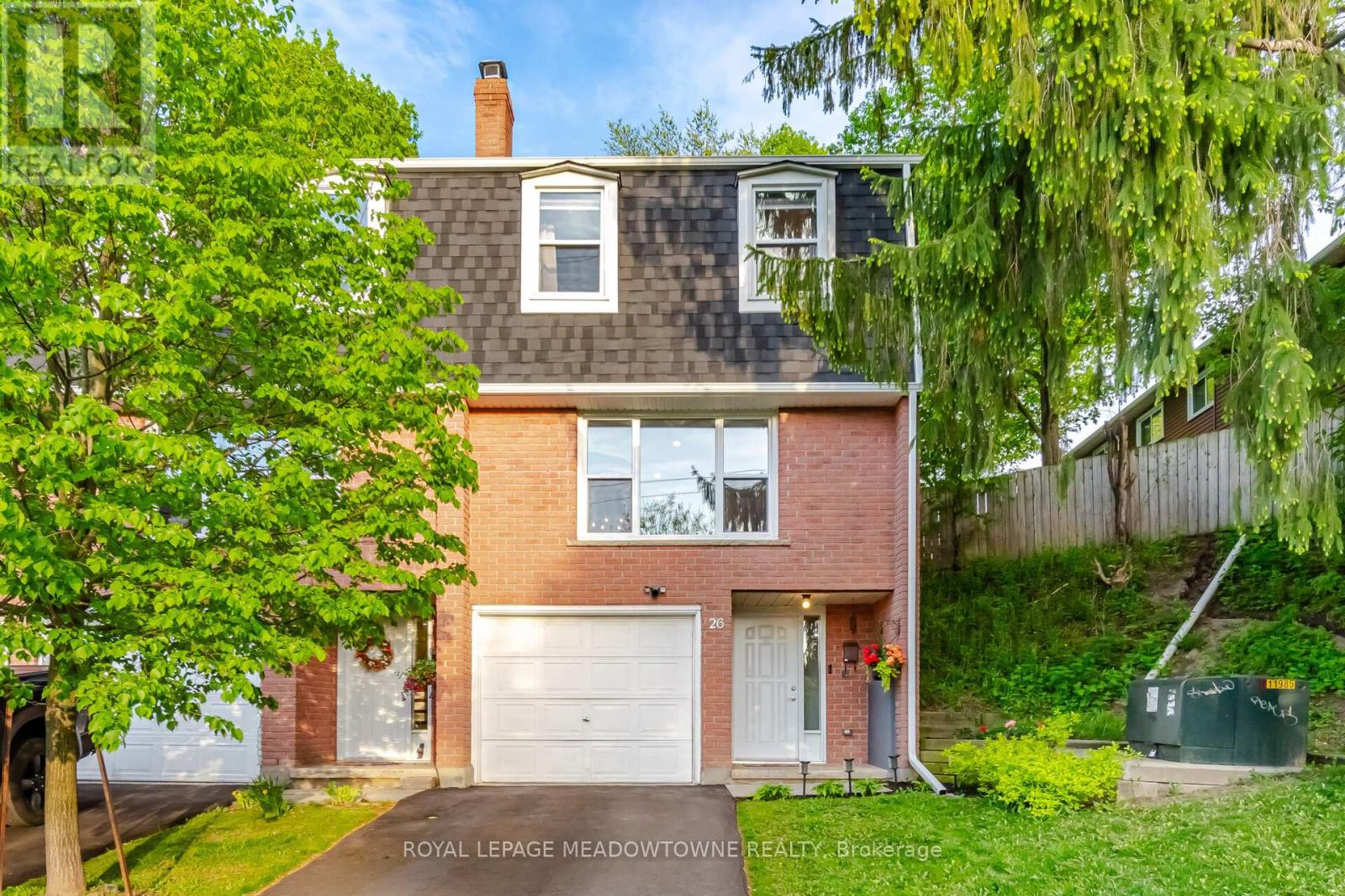 26 - 100 BLUEVALE STREET N, Waterloo, Ontario