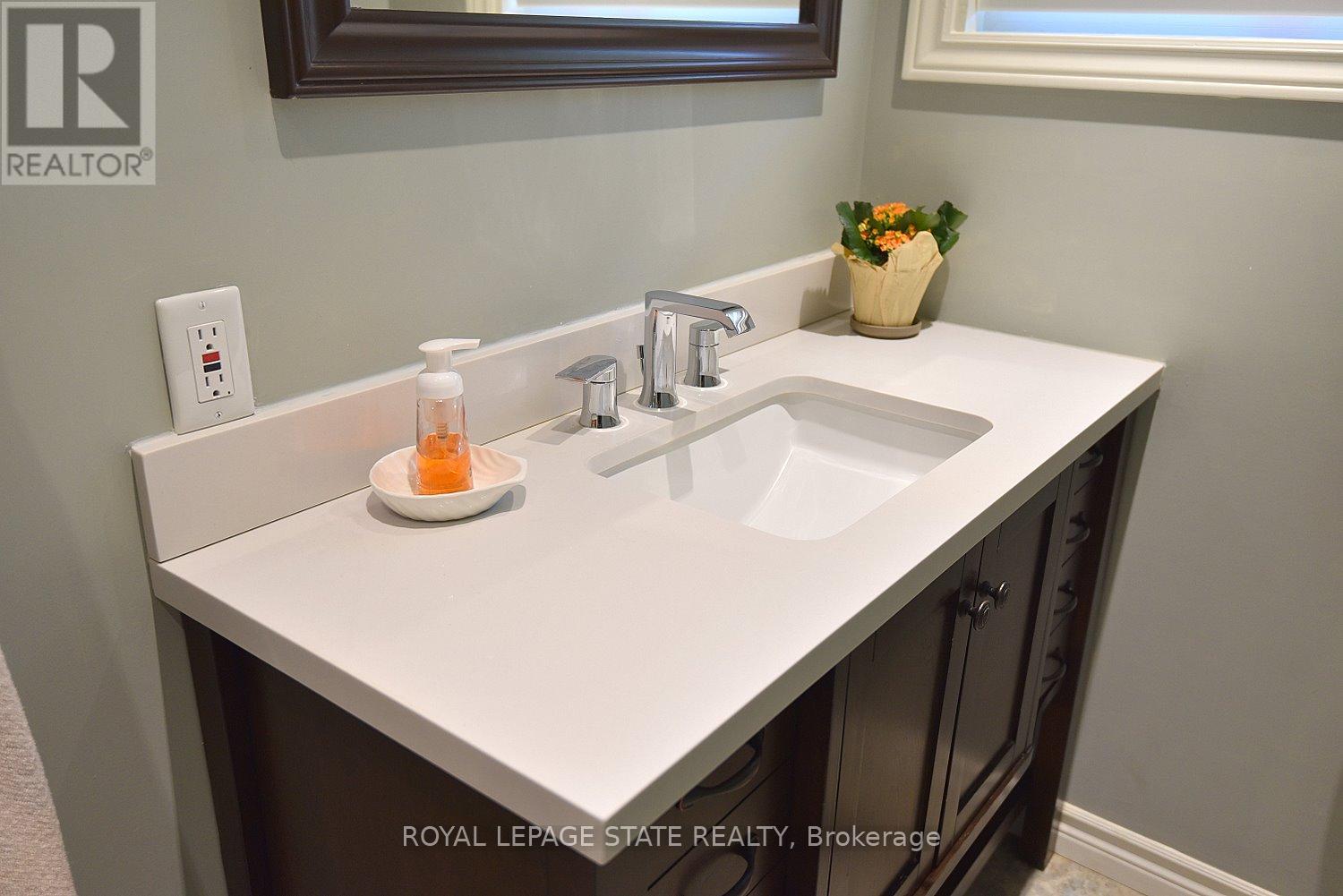9 San Fernando Drive, Hamilton, Ontario  L9C 2C1 - Photo 42 - X13163736