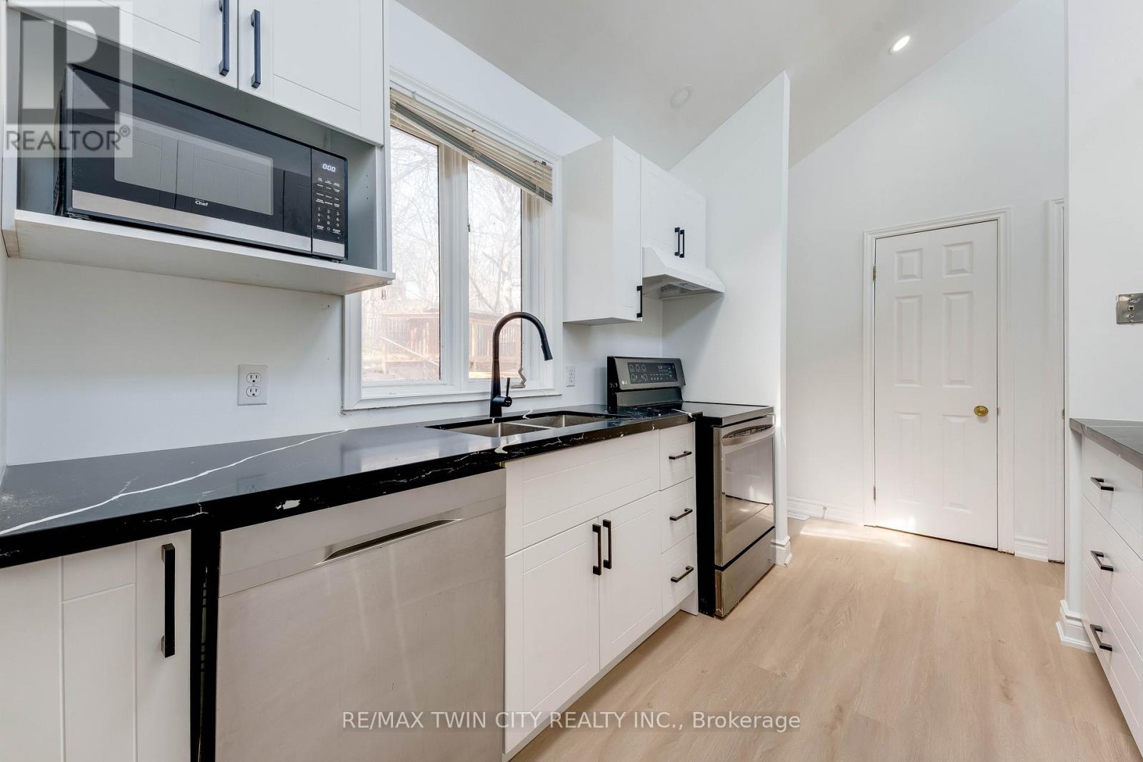 530 Fountain Street S, Cambridge, Ontario  N3H 1J3 - Photo 8 - X13163868