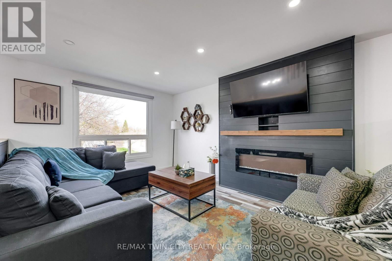 193 Westheights Drive, Kitchener, Ontario  N2N 1K2 - Photo 6 - X13163984