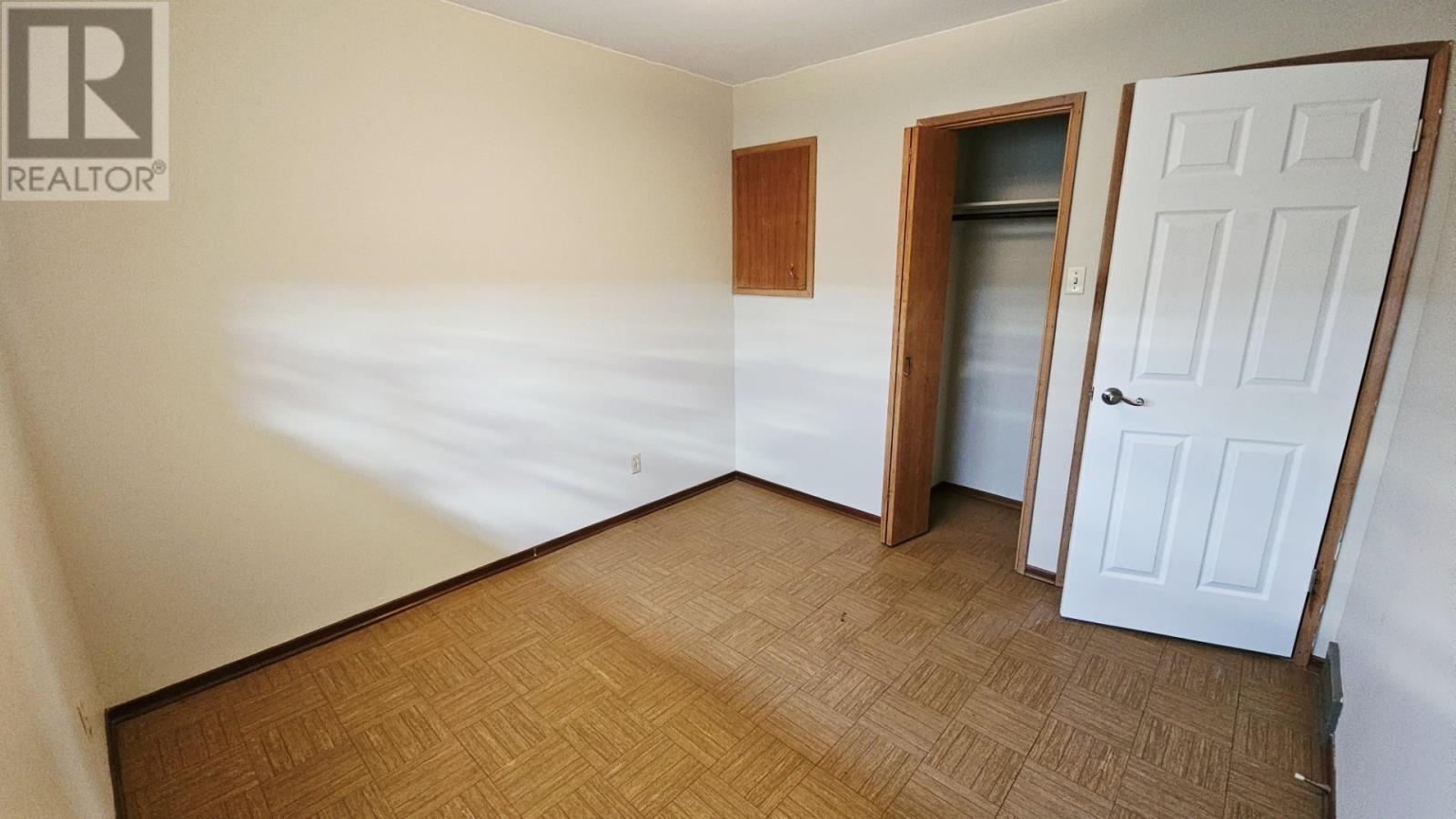 459 Frontenac Bay, Thunder Bay, Ontario  P7C 1M5 - Photo 12 - TB2601161