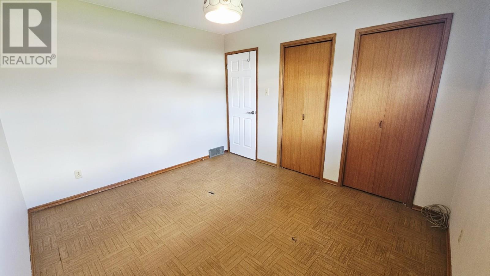 459 Frontenac Bay, Thunder Bay, Ontario  P7C 1M5 - Photo 14 - TB2601161