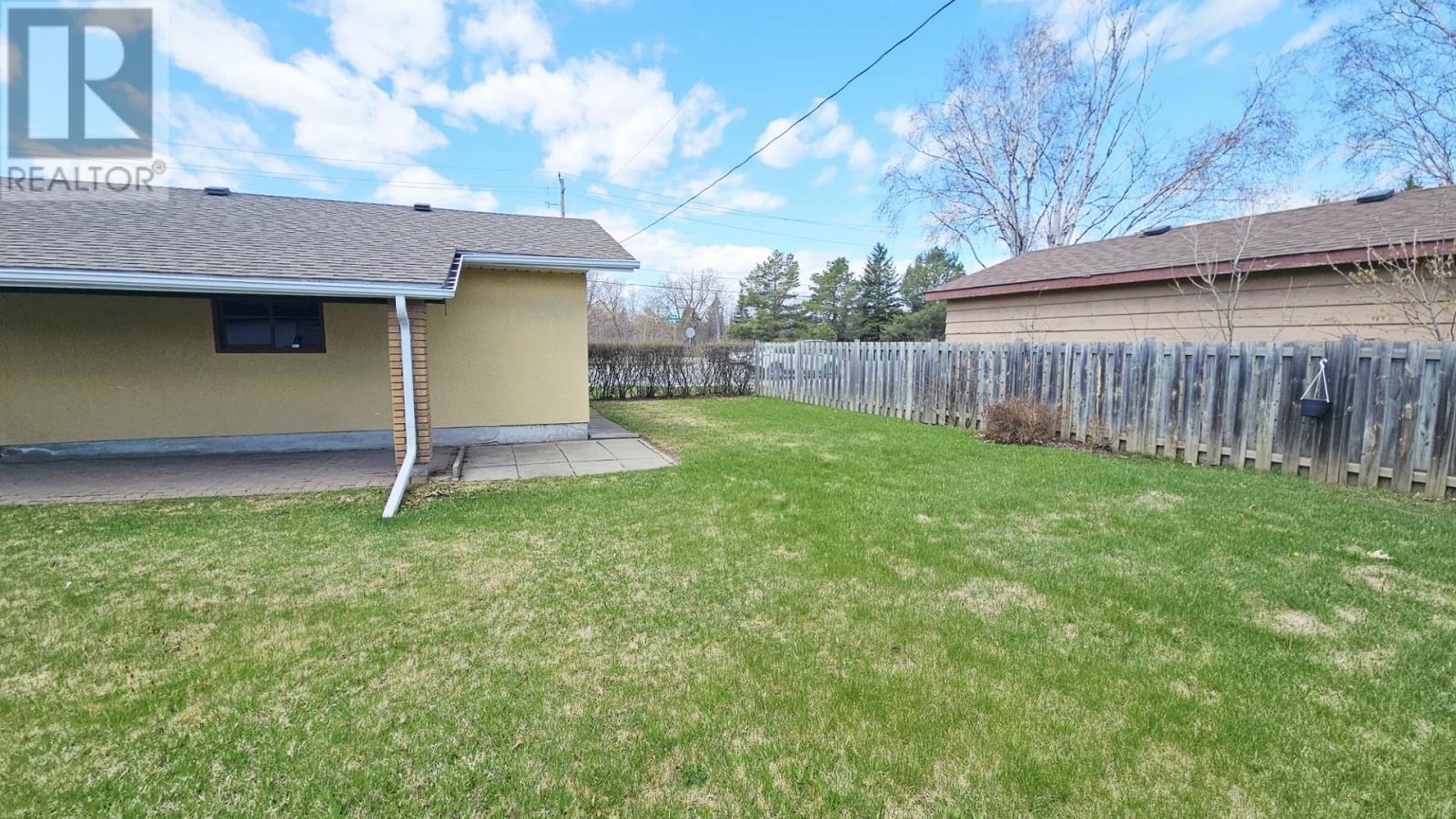 459 Frontenac Bay, Thunder Bay, Ontario  P7C 1M5 - Photo 27 - TB2601161