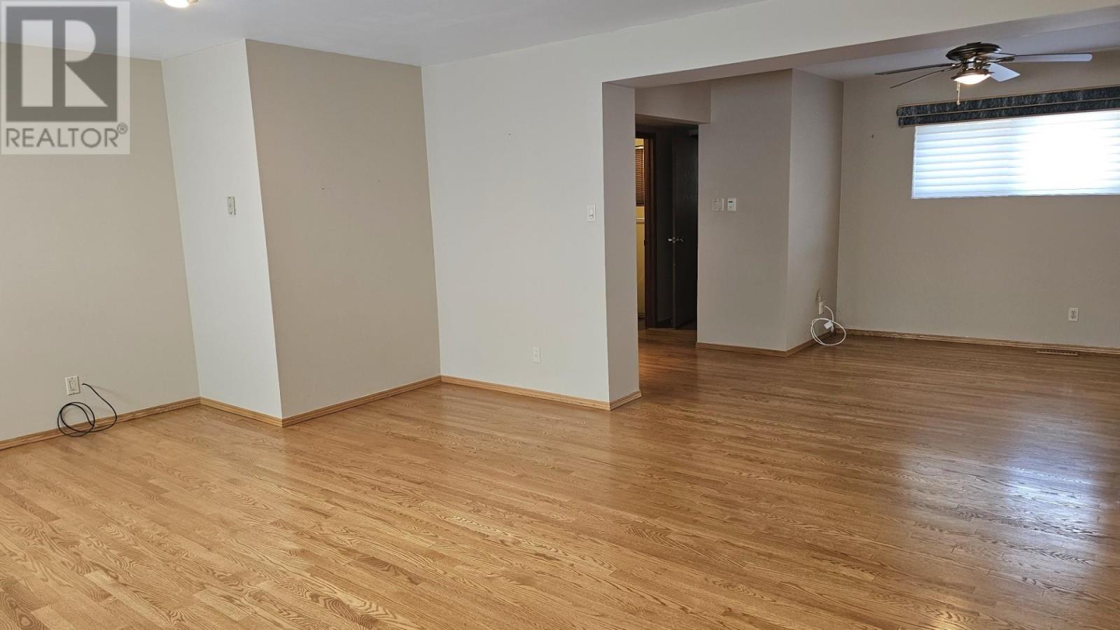 459 Frontenac Bay, Thunder Bay, Ontario  P7C 1M5 - Photo 4 - TB2601161