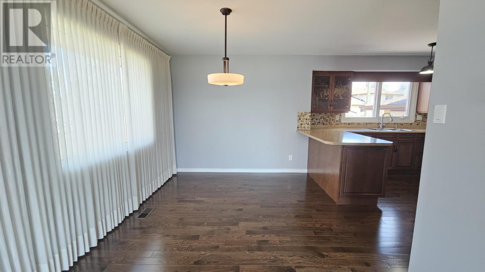 459 Frontenac Bay, Thunder Bay, Ontario  P7C 1M5 - Photo 7 - TB2601161