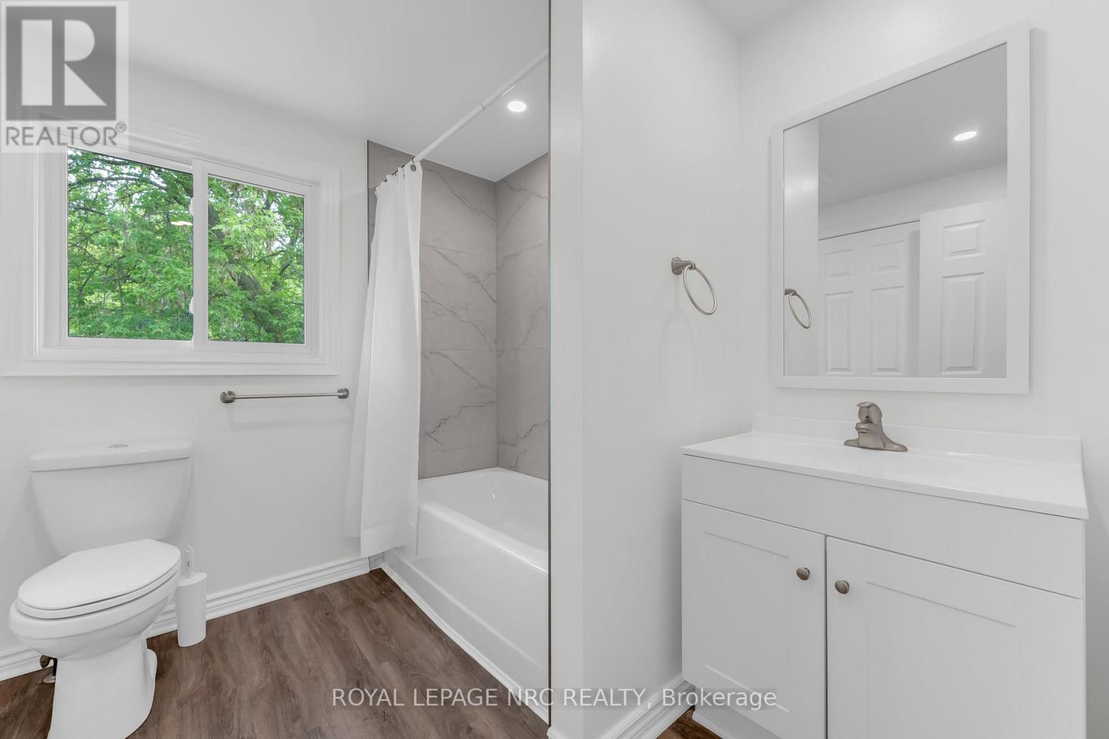 64 Silvan Drive, Welland, Ontario  L3C 6C3 - Photo 20 - X13164116