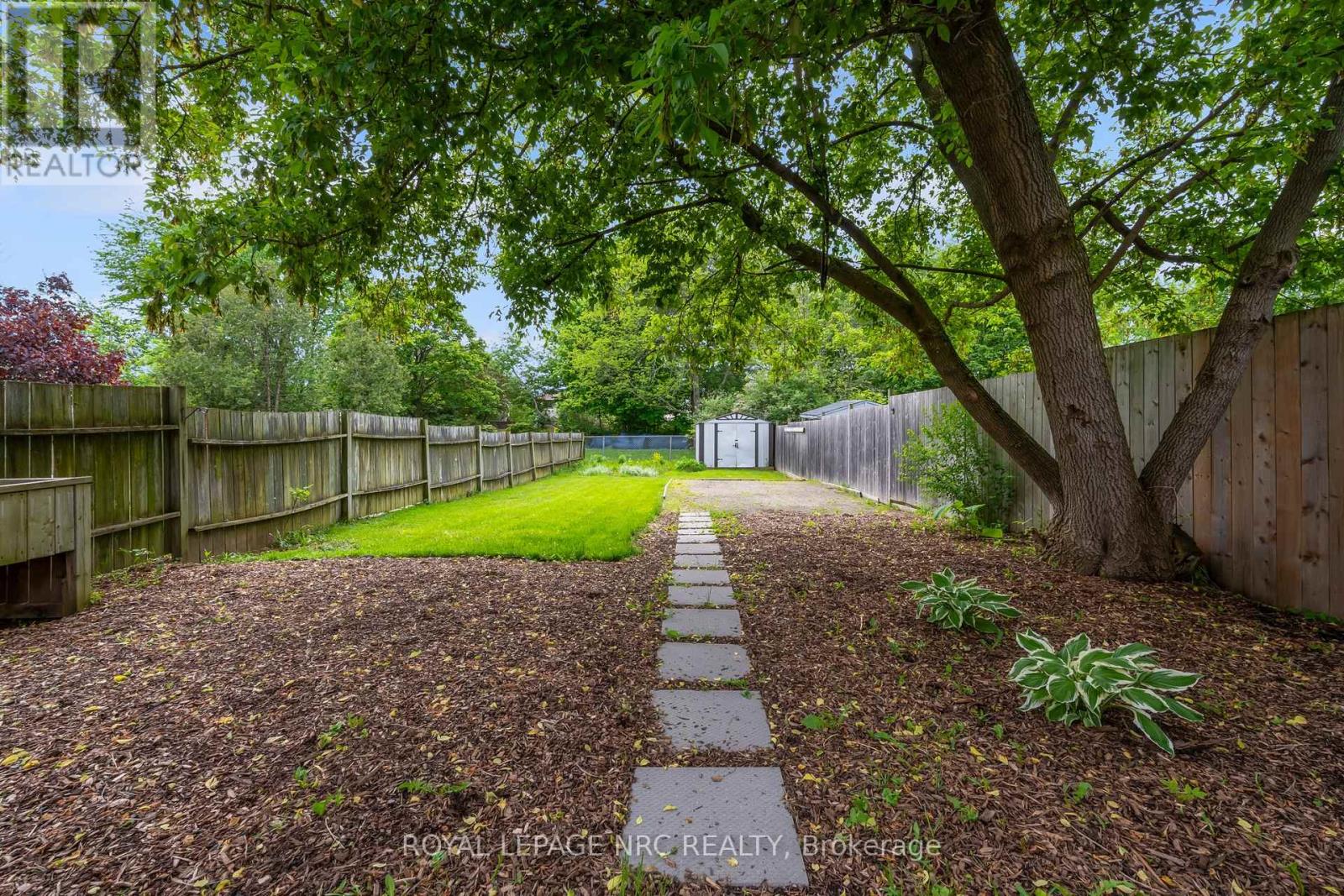 64 Silvan Drive, Welland, Ontario  L3C 6C3 - Photo 7 - X13164116
