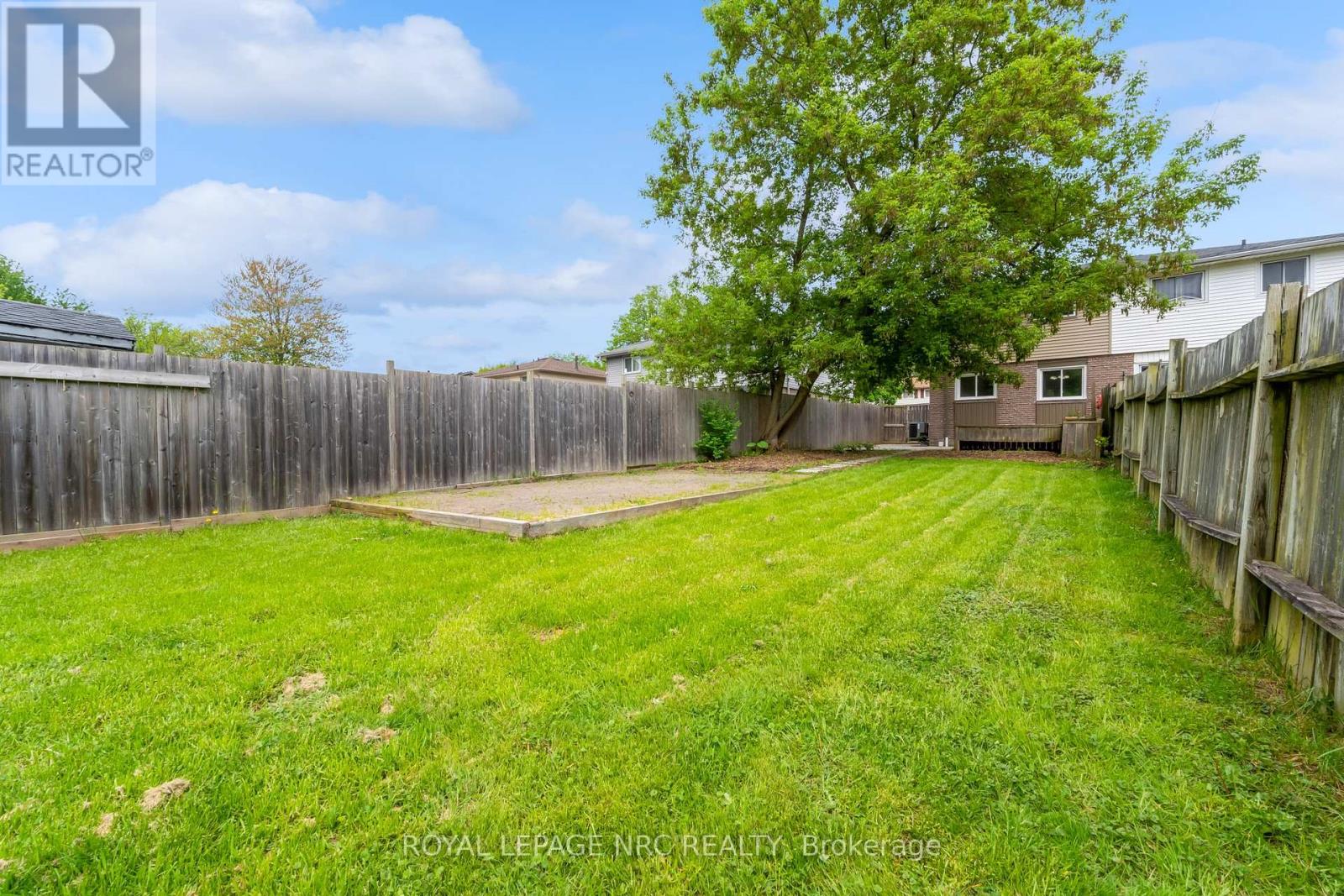 64 Silvan Drive, Welland, Ontario  L3C 6C3 - Photo 8 - X13164116