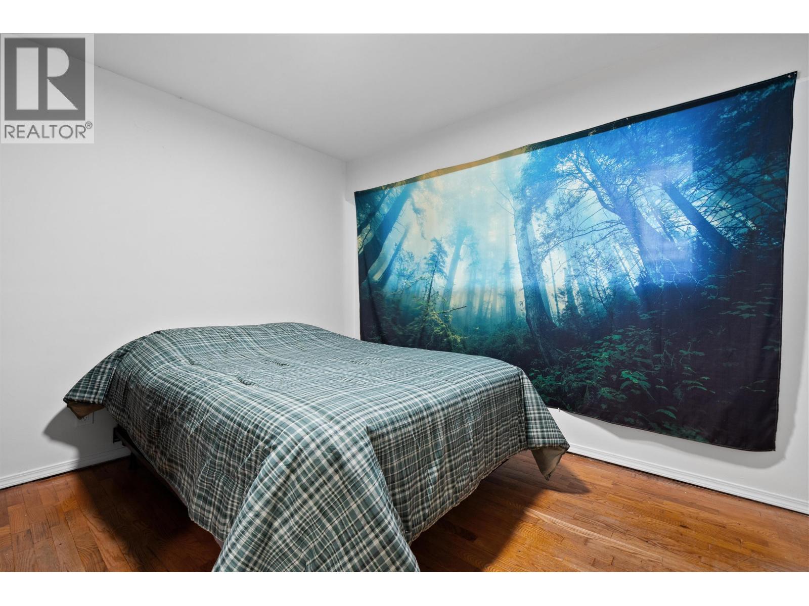 443-445 W Keith Road, Vancouver, British Columbia  V7M 1M2 - Photo 6 - R3126952