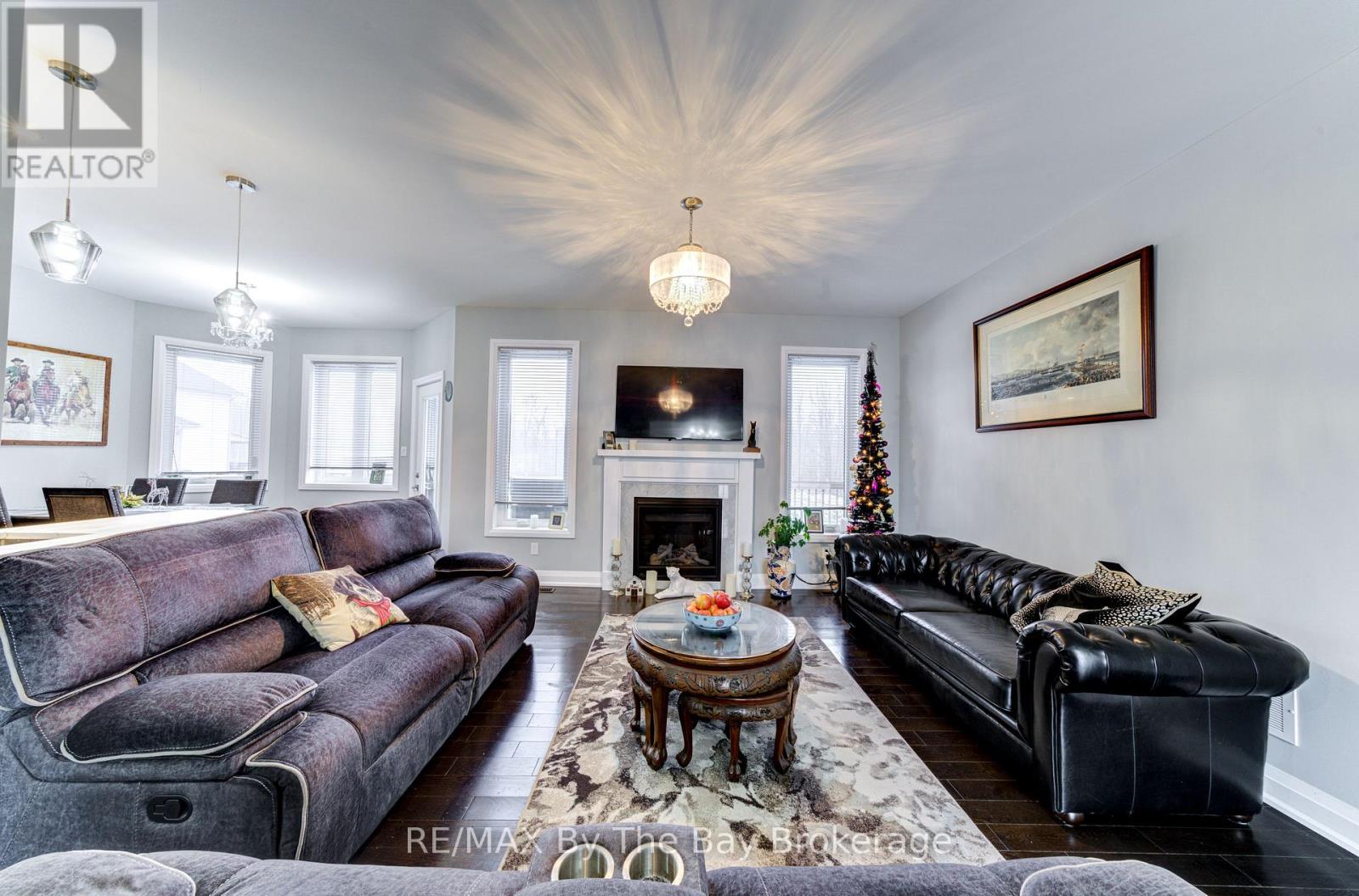 16 Walnut Drive, Wasaga Beach, Ontario  L9Z 0A9 - Photo 7 - S13164082