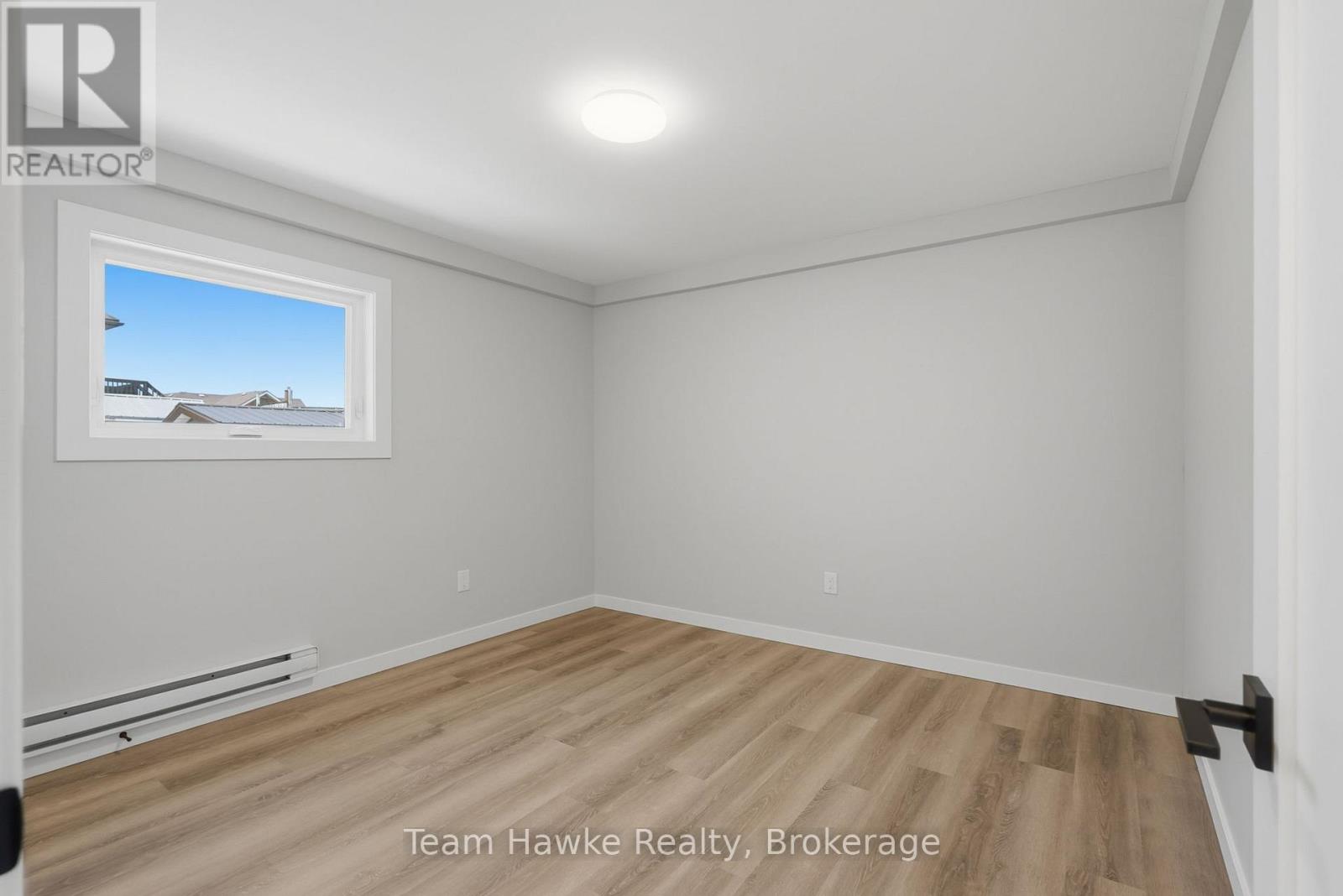 64 Matchedash Street S, Orillia, Ontario  L3V 4W5 - Photo 12 - S13164154