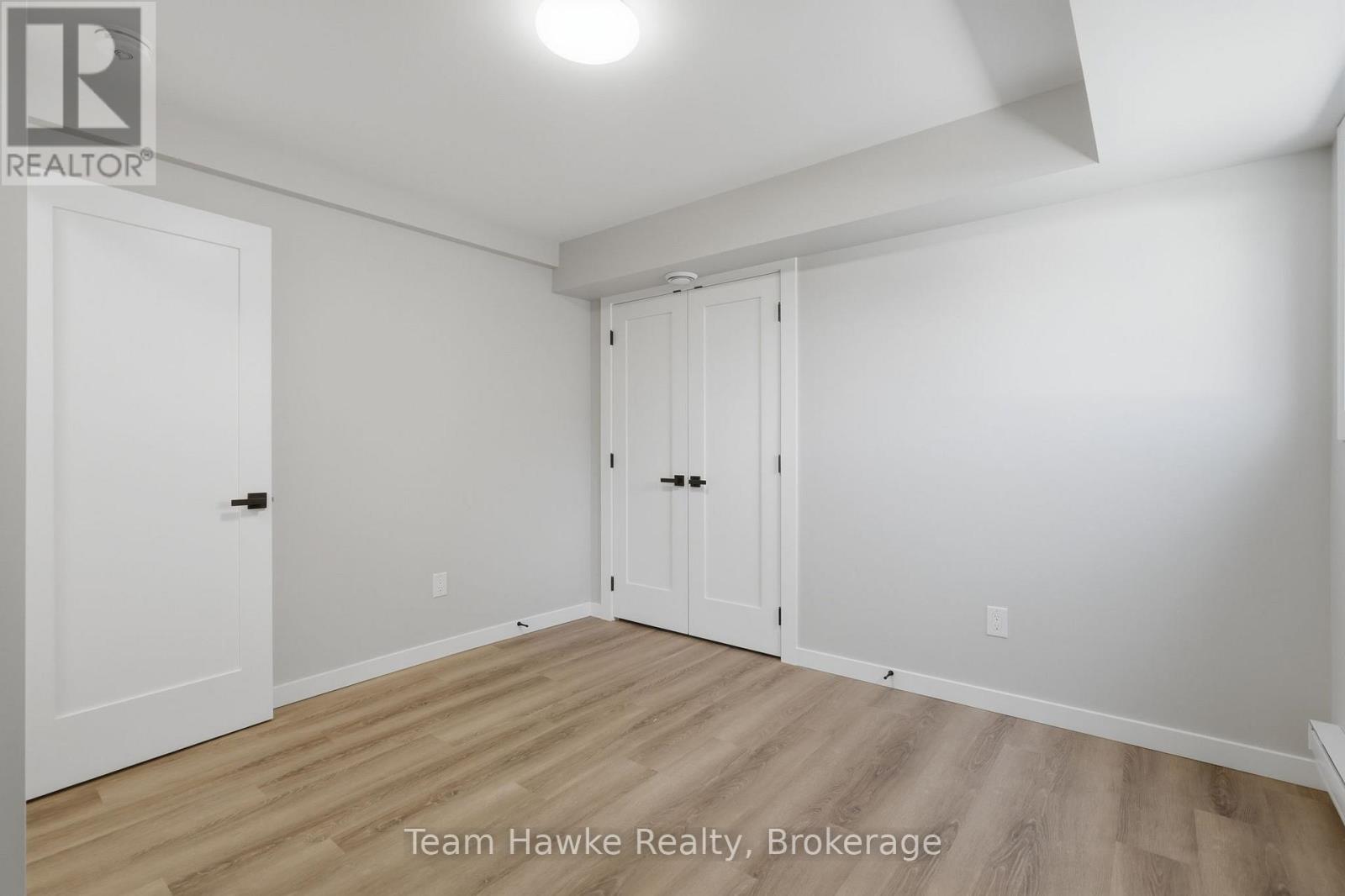 64 Matchedash Street S, Orillia, Ontario  L3V 4W5 - Photo 17 - S13164154
