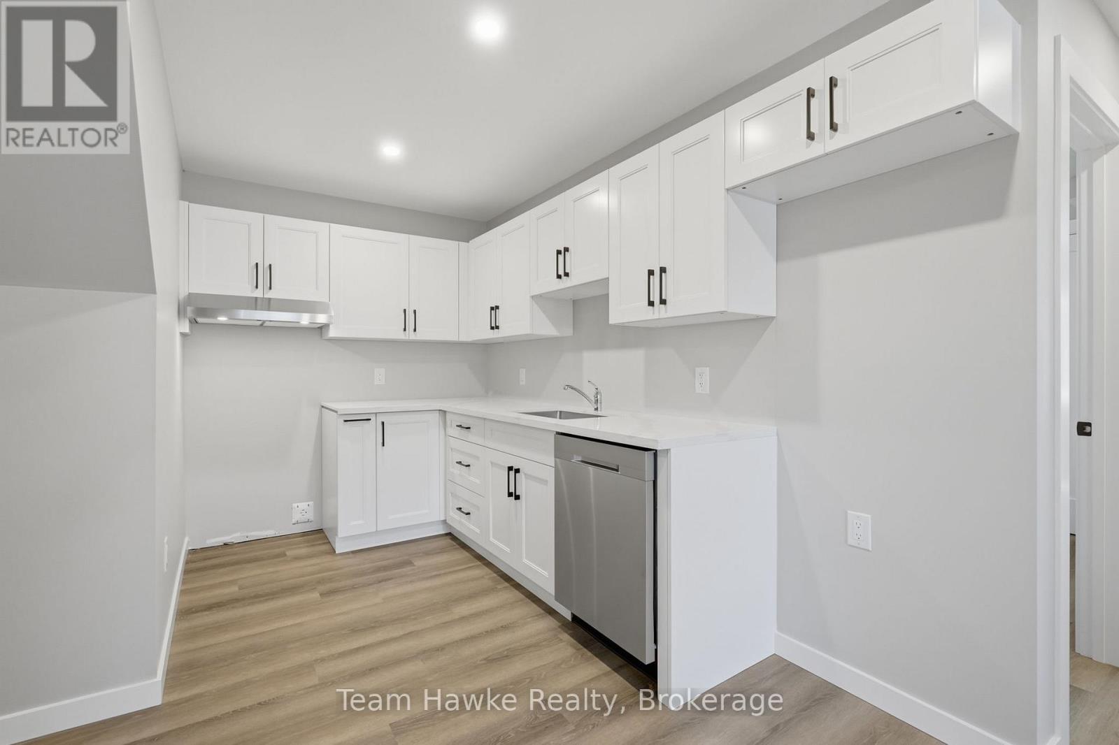 64 Matchedash Street S, Orillia, Ontario  L3V 4W5 - Photo 30 - S13164154