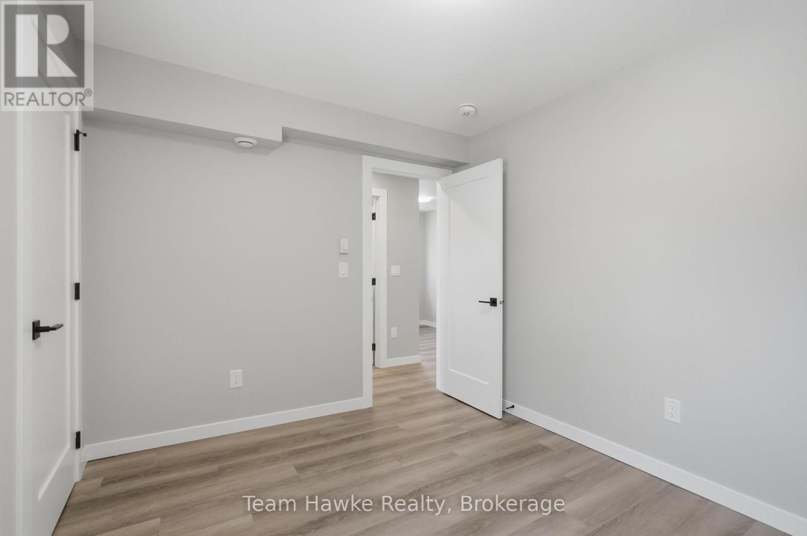 64 Matchedash Street S, Orillia, Ontario  L3V 4W5 - Photo 34 - S13164154