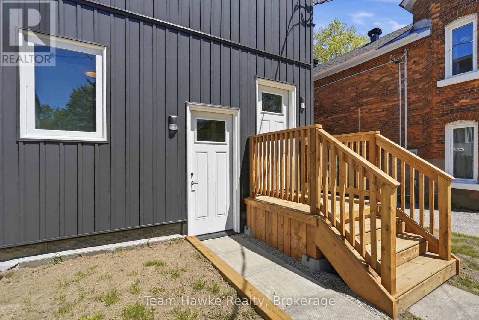 64 Matchedash Street S, Orillia, Ontario  L3V 4W5 - Photo 39 - S13164154