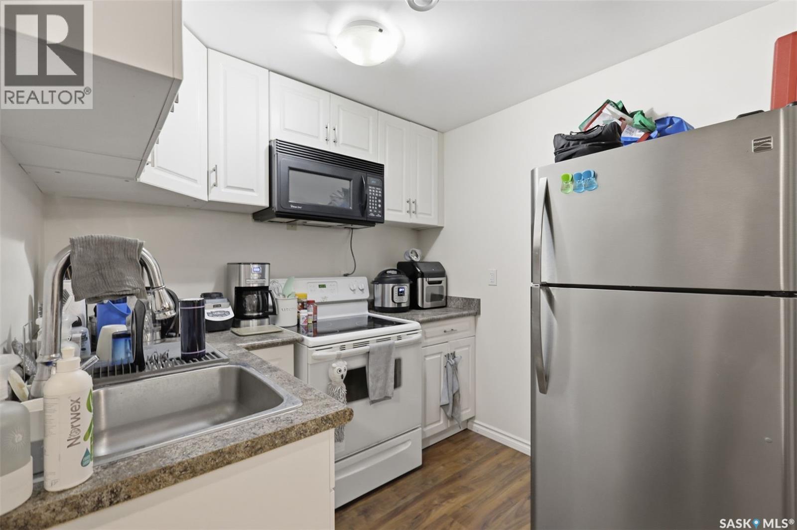 646 Hampton Circle, Saskatoon, Saskatchewan  S7R 0J5 - Photo 28 - SK036635