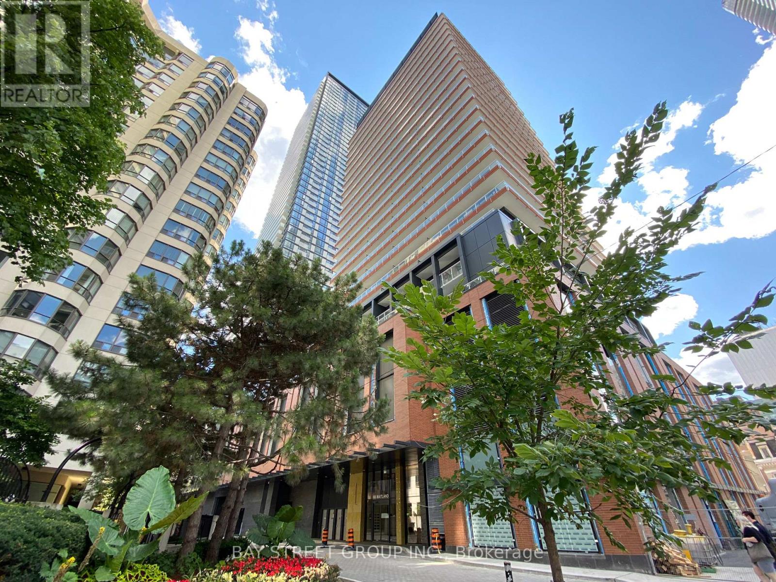 2201 - 18 Maitland Terrace, Toronto, Ontario  M4Y 0H2 - Photo 2 - C13164024