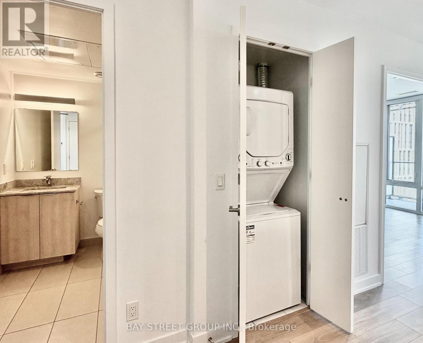 2201 - 18 Maitland Terrace, Toronto, Ontario  M4Y 0H2 - Photo 20 - C13164024