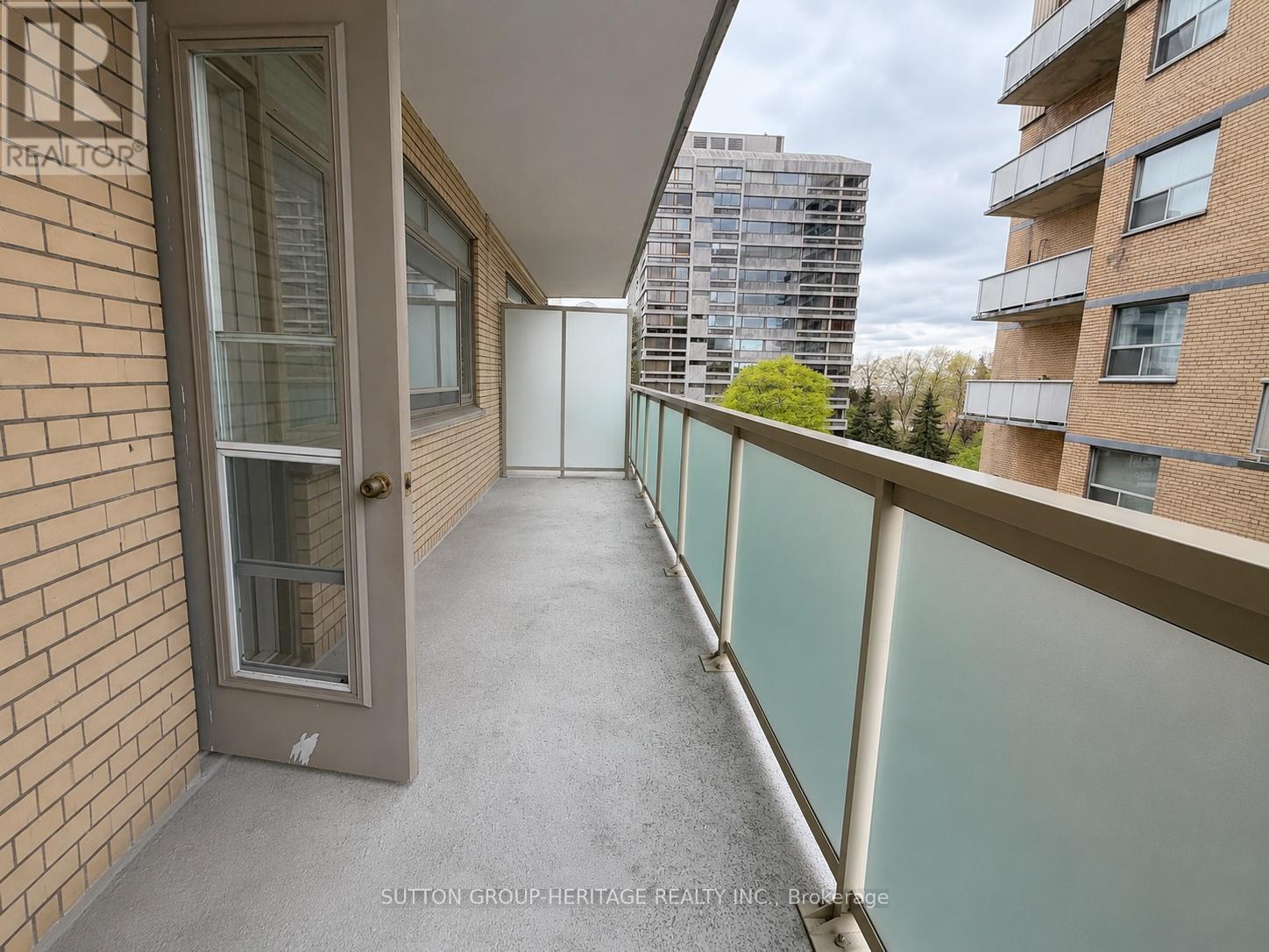 704 - 581 Avenue Road, Toronto, Ontario  M4V 2K4 - Photo 14 - C13164034