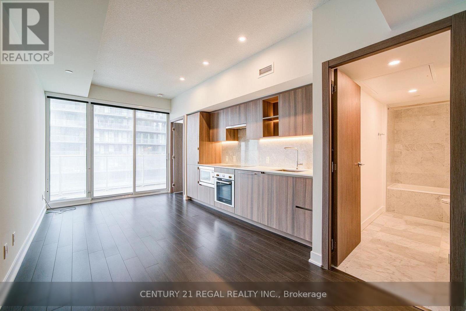 2102 - 19 Bathurst Street, Toronto, Ontario  M5V 0N2 - Photo 3 - C13164036