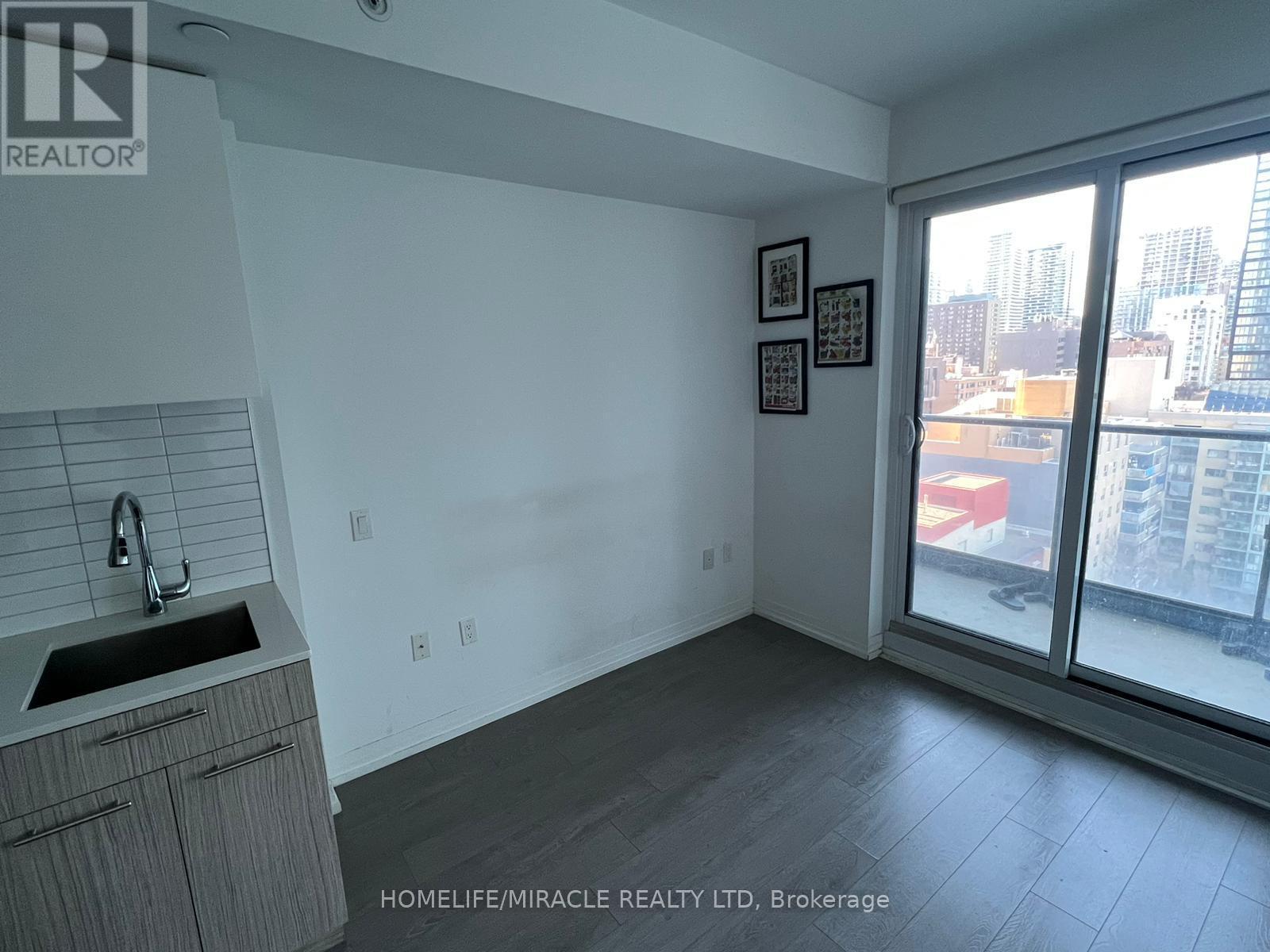 1505 - 251 Jarvis Street, Toronto, Ontario M5B 0C3 - Photo 2 - C13164090