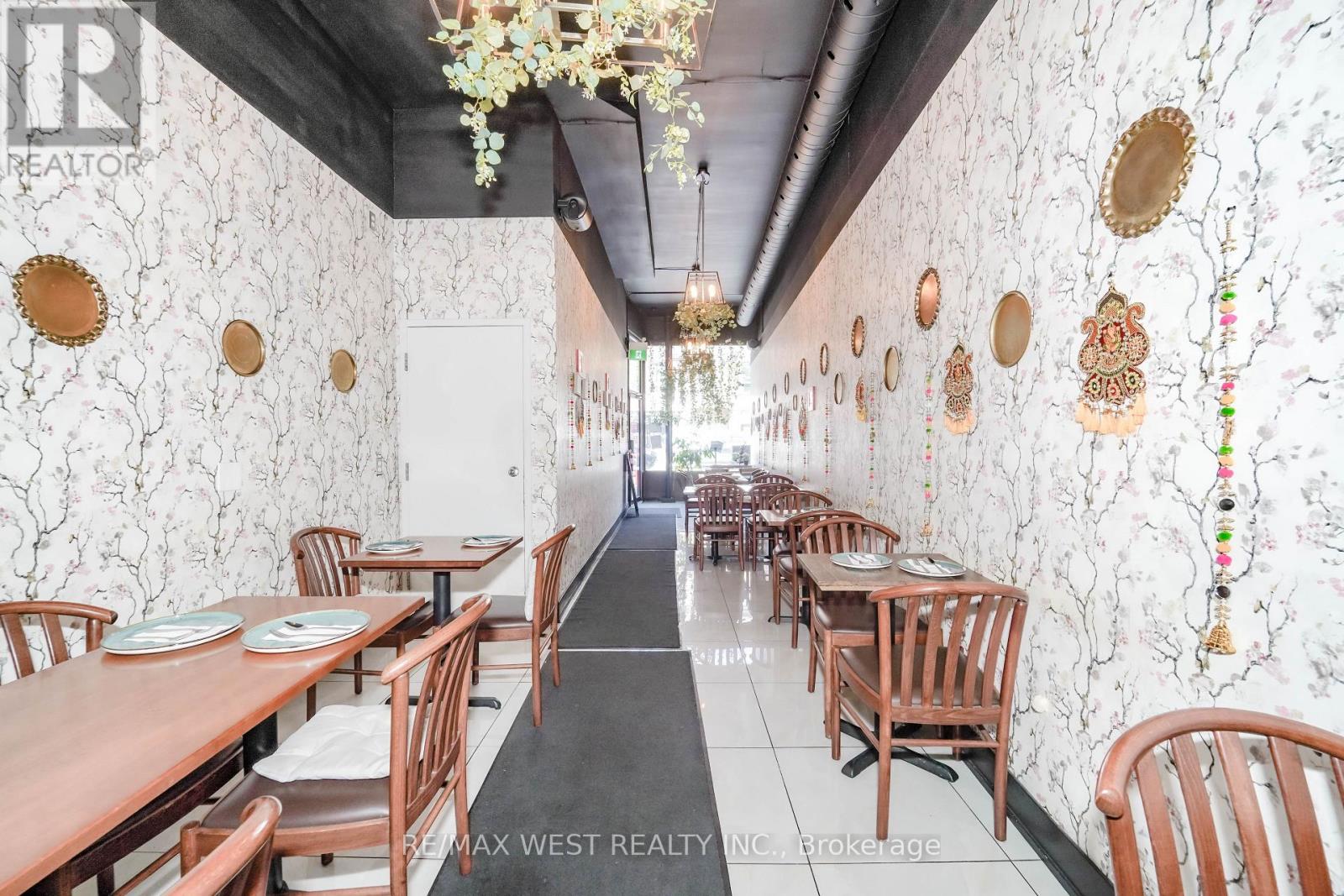 507 Queen Street W, Toronto, Ontario  M5V 2B4 - Photo 2 - C13164134