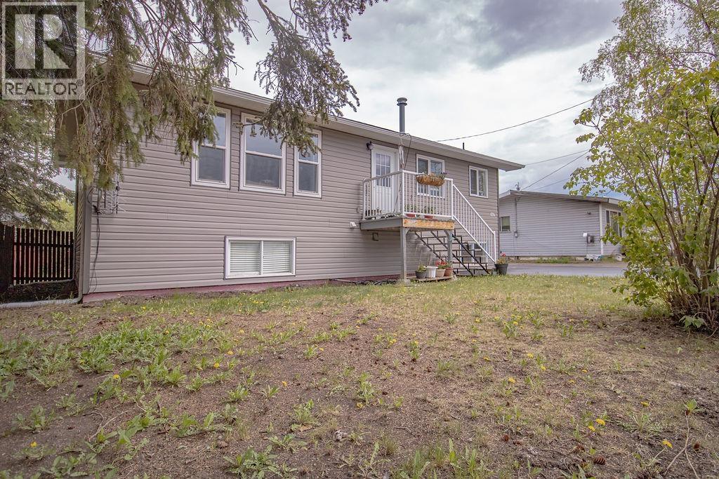 476 Dogwood Street, Fort St. James, British Columbia  V0J 1P0 - Photo 2 - R3126591