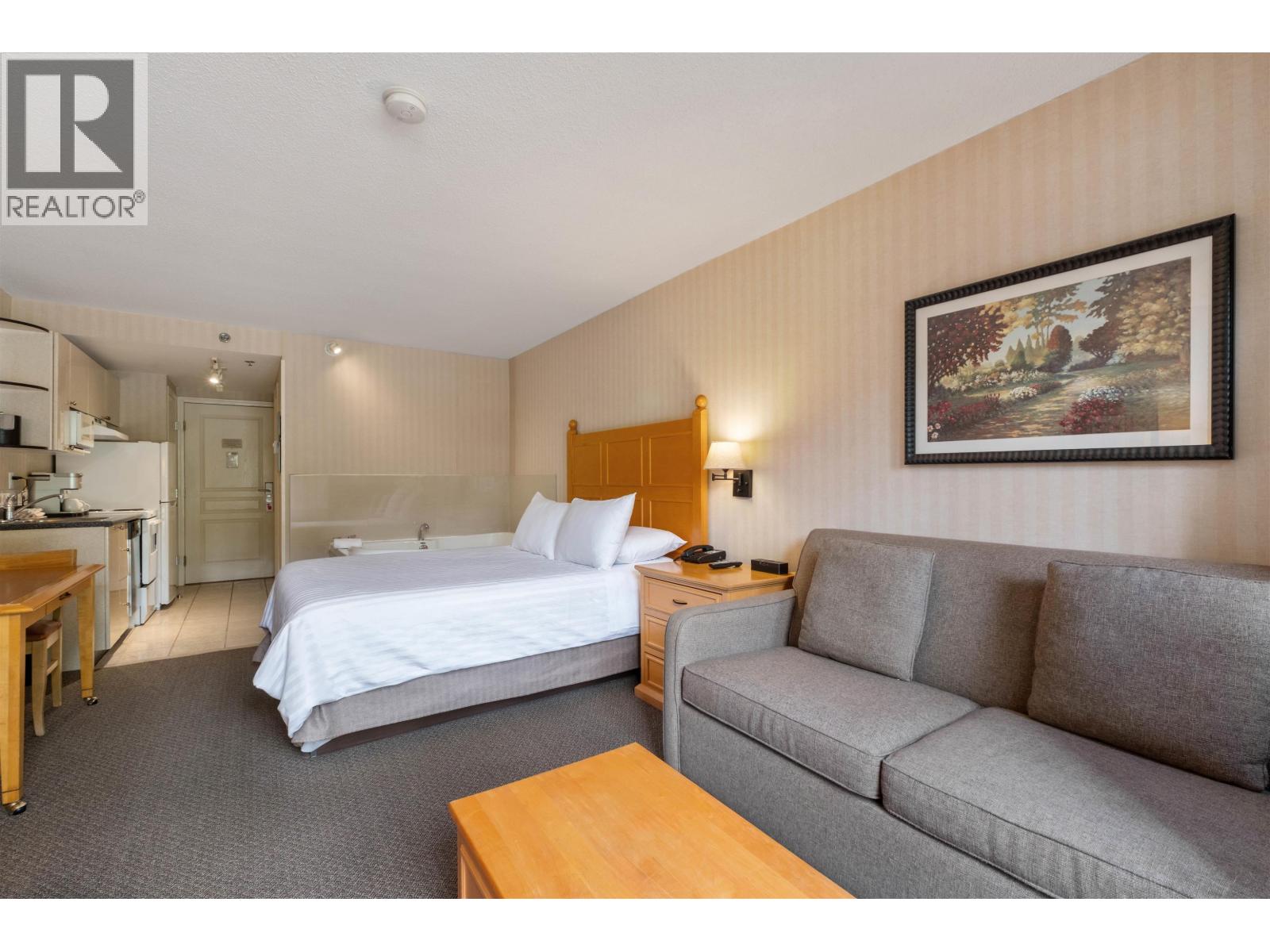 205 4319 Main Street, Whistler, British Columbia  V8E 1B1 - Photo 2 - R3126939