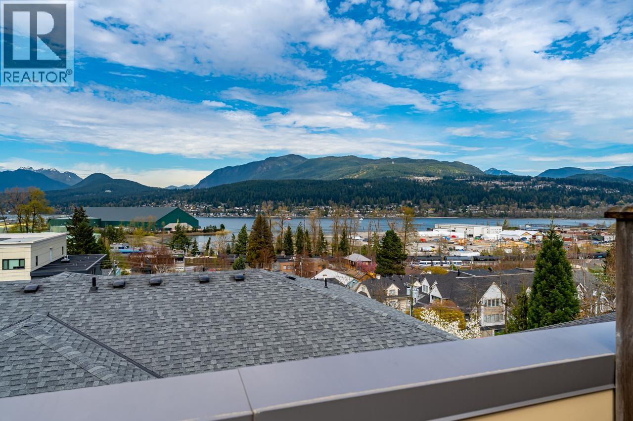 2316 St. Andrews Street, Port Moody, British Columbia  V3H 2A8 - Photo 2 - R3126941