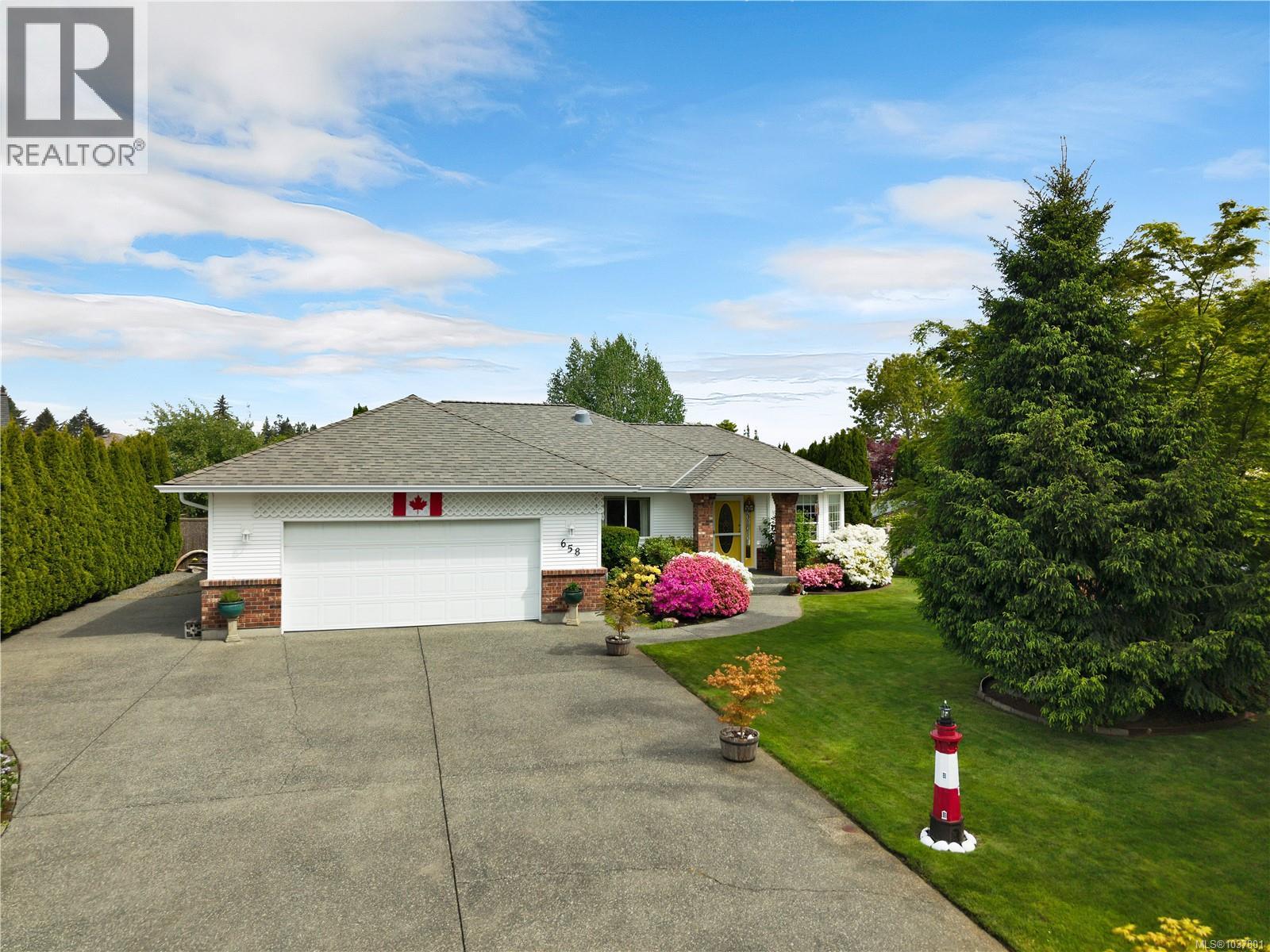 658 Windsor Pl, Campbell River, British Columbia  V9W 7Y6 - Photo 1 - 1037801