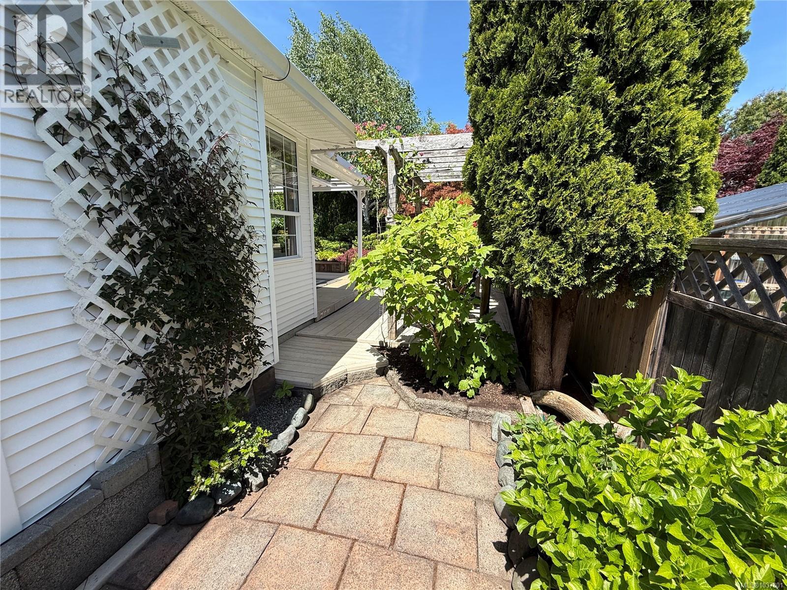 658 Windsor Pl, Campbell River, British Columbia  V9W 7Y6 - Photo 31 - 1037801