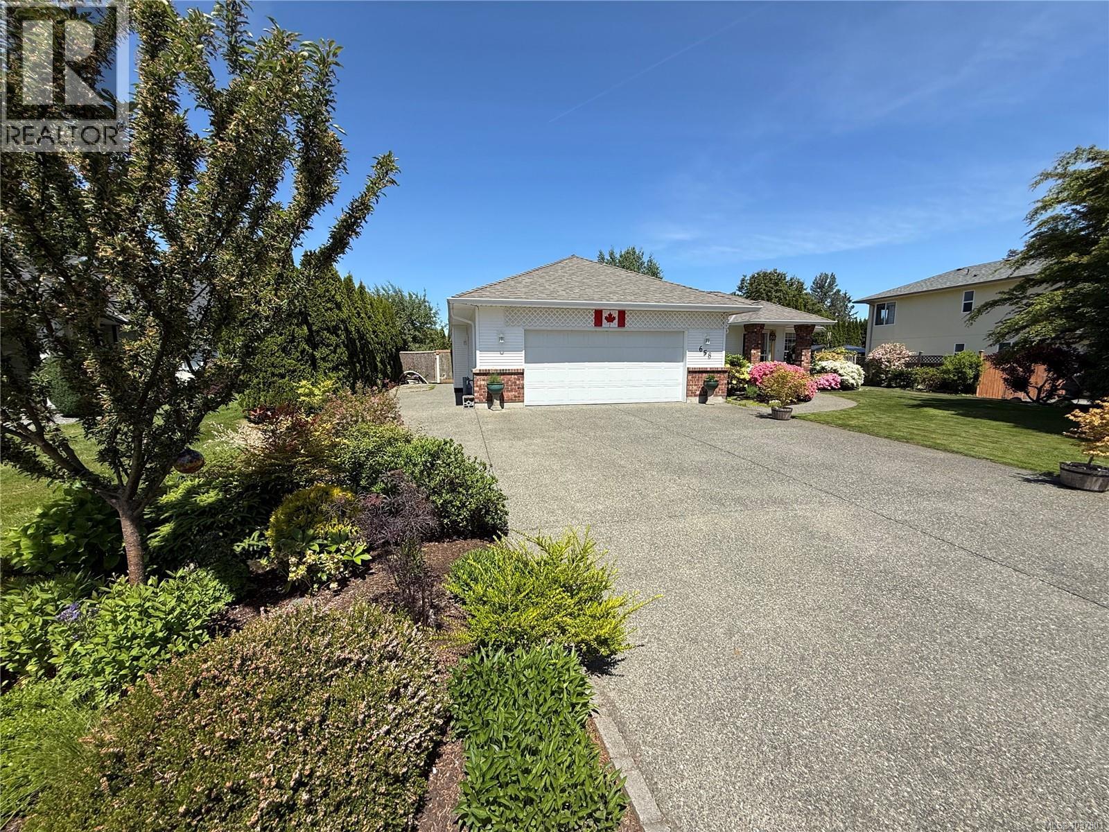658 Windsor Pl, Campbell River, British Columbia  V9W 7Y6 - Photo 49 - 1037801