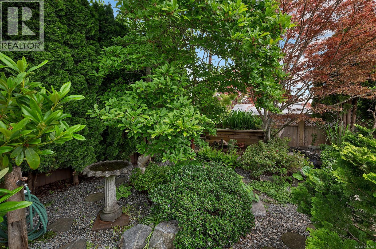 658 Windsor Pl, Campbell River, British Columbia  V9W 7Y6 - Photo 42 - 1037801