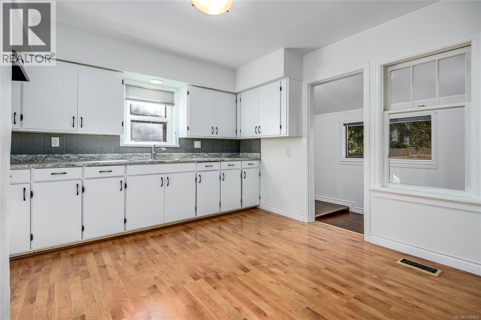 649 Mcphee Ave, Courtenay, British Columbia V9N 2Z7 - Photo 7 - 1037869