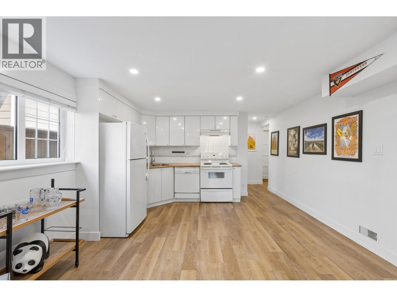 316 W 21st Street, North Vancouver, British Columbia  V7M 1Z5 - Photo 30 - R3126978