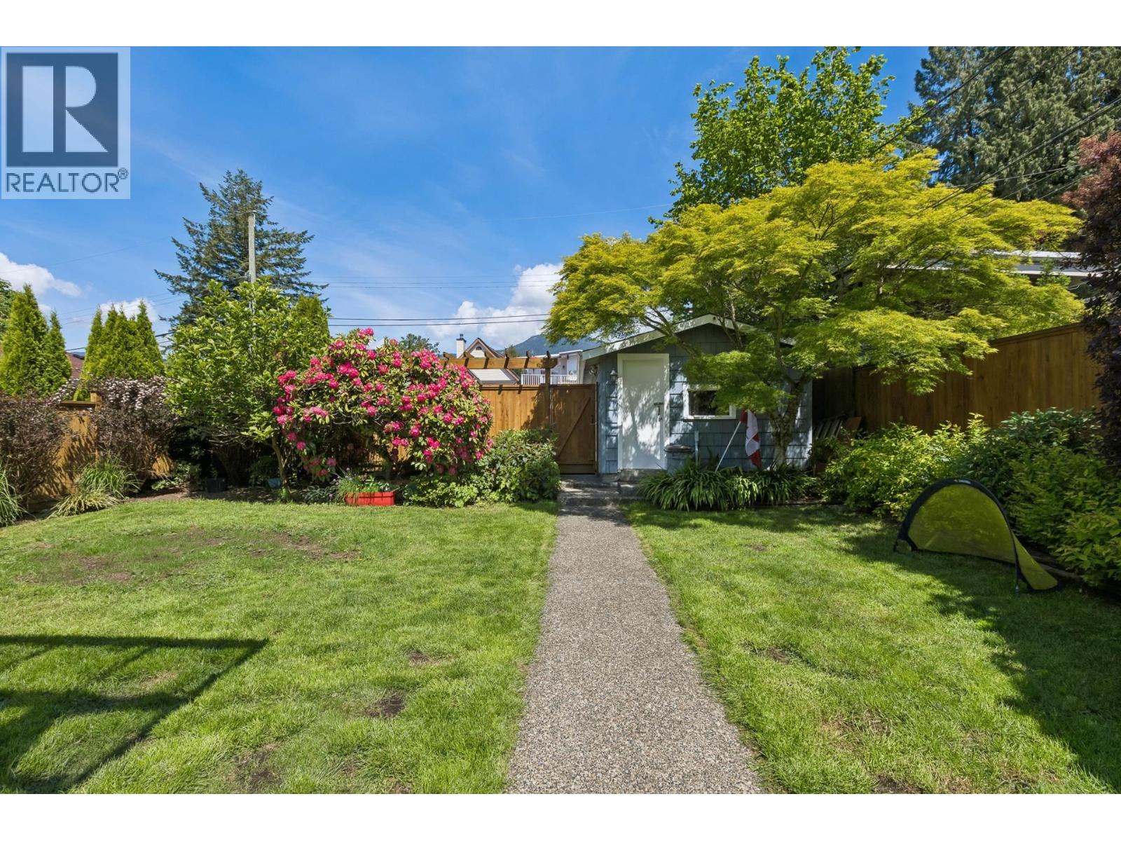 316 W 21st Street, North Vancouver, British Columbia  V7M 1Z5 - Photo 39 - R3126978