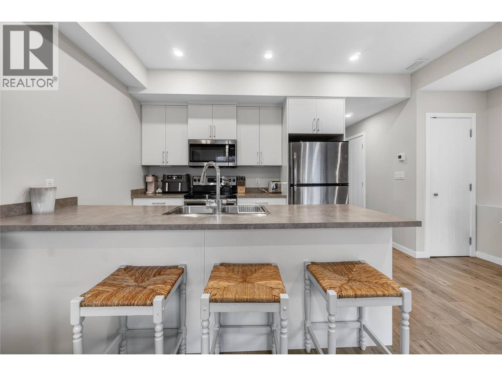 2081 11 Avenue NE Unit# 12, Salmon Arm, British Columbia V1E 0G1 - Photo 5 - 10376487