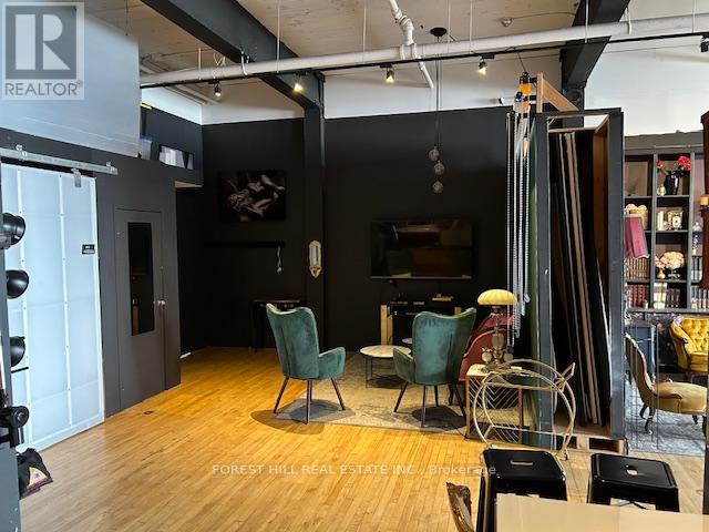 303 - 9 Davies Avenue, Toronto, Ontario  M4M 2A6 - Photo 3 - E13164146